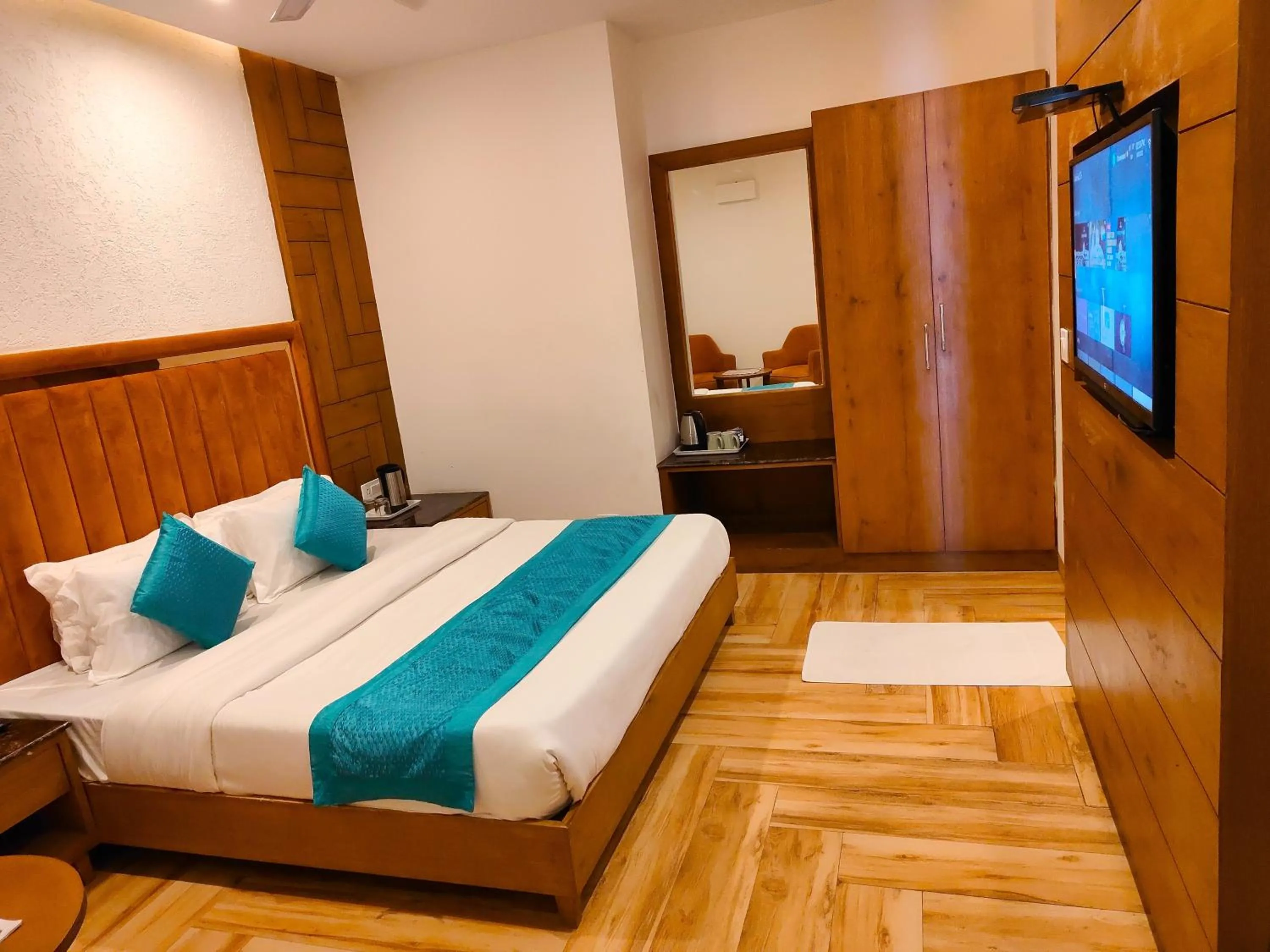 Bed in Luxury Inn by Stotrak Hotels