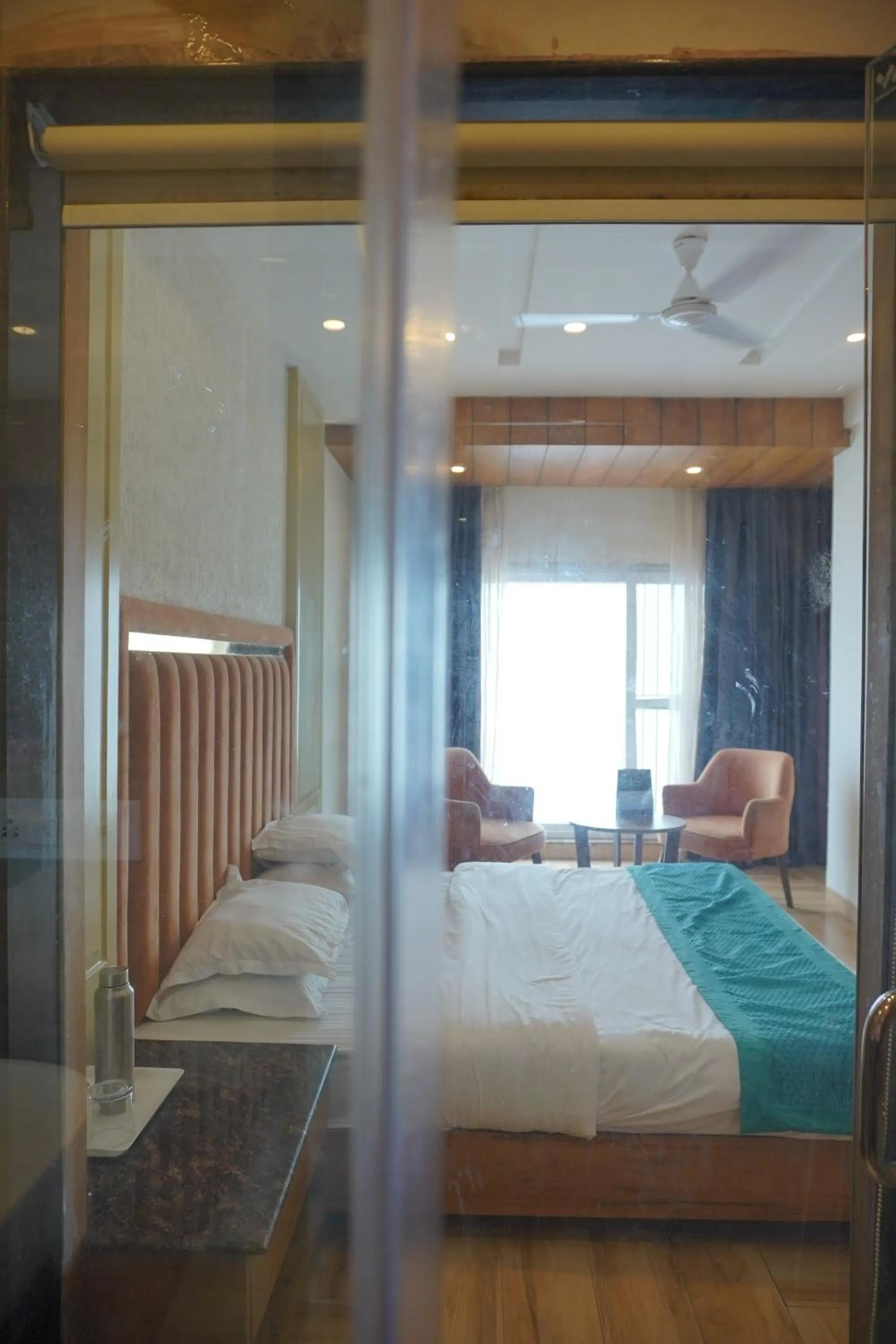 Bedroom, Bed in Luxury Inn by Stotrak Hotels