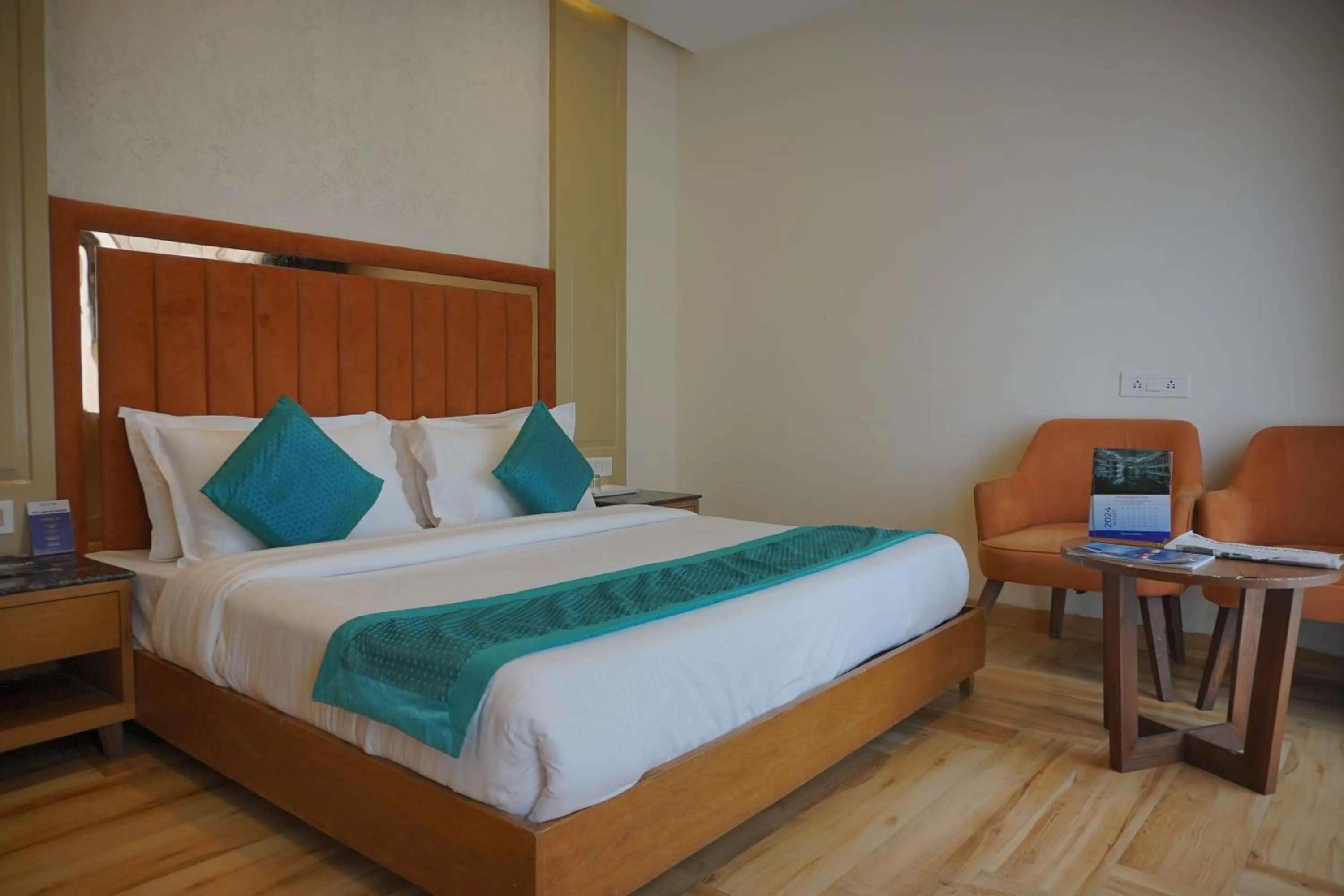 Bedroom, Bed in Luxury Inn by Stotrak Hotels