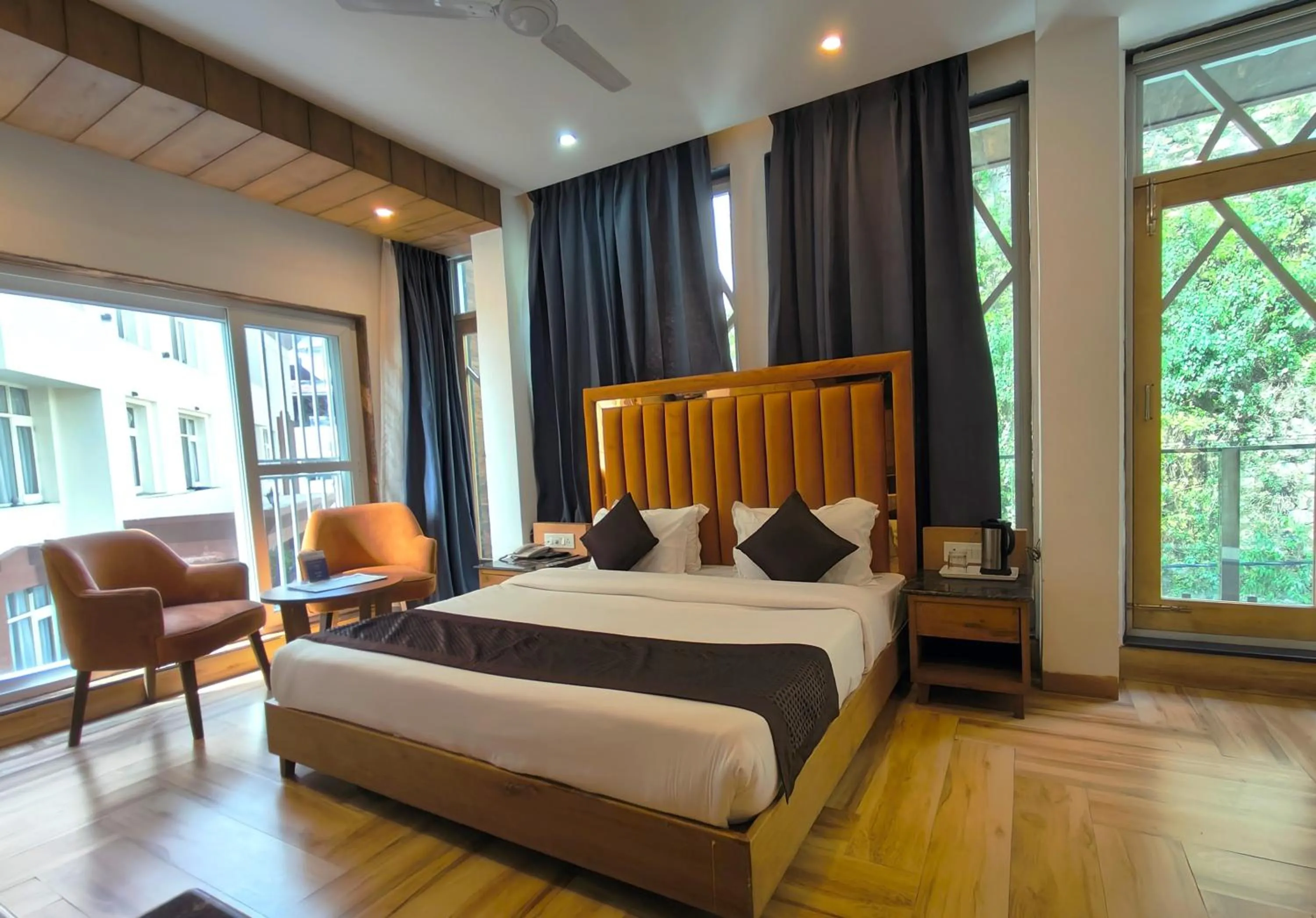 Bed in Luxury Inn by Stotrak Hotels