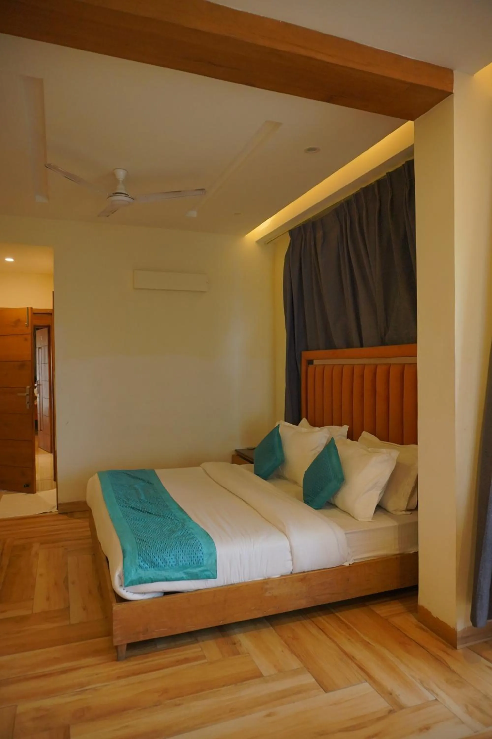 Bed in Luxury Inn by Stotrak Hotels