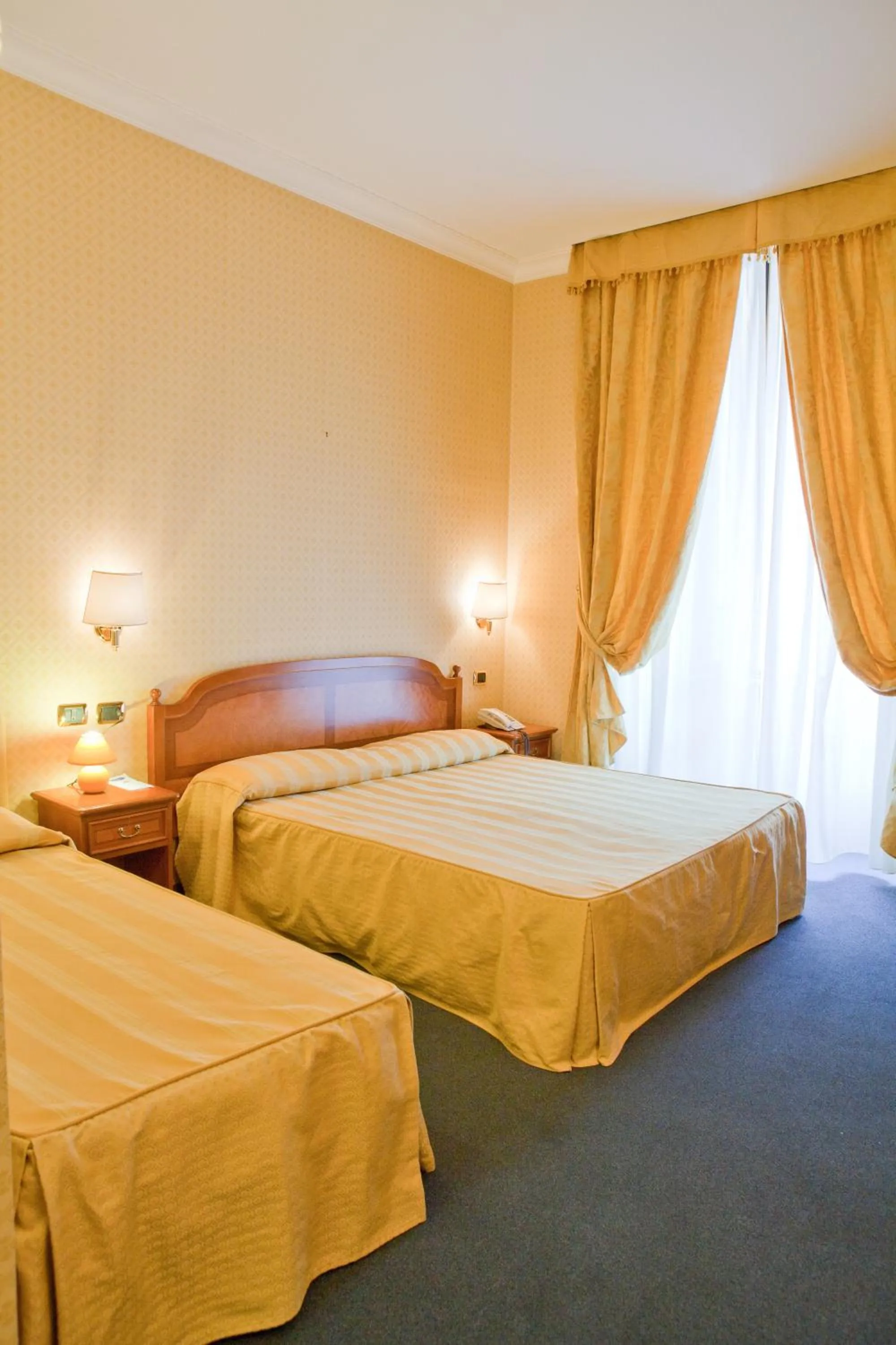 Bed in Hotel Amadeus