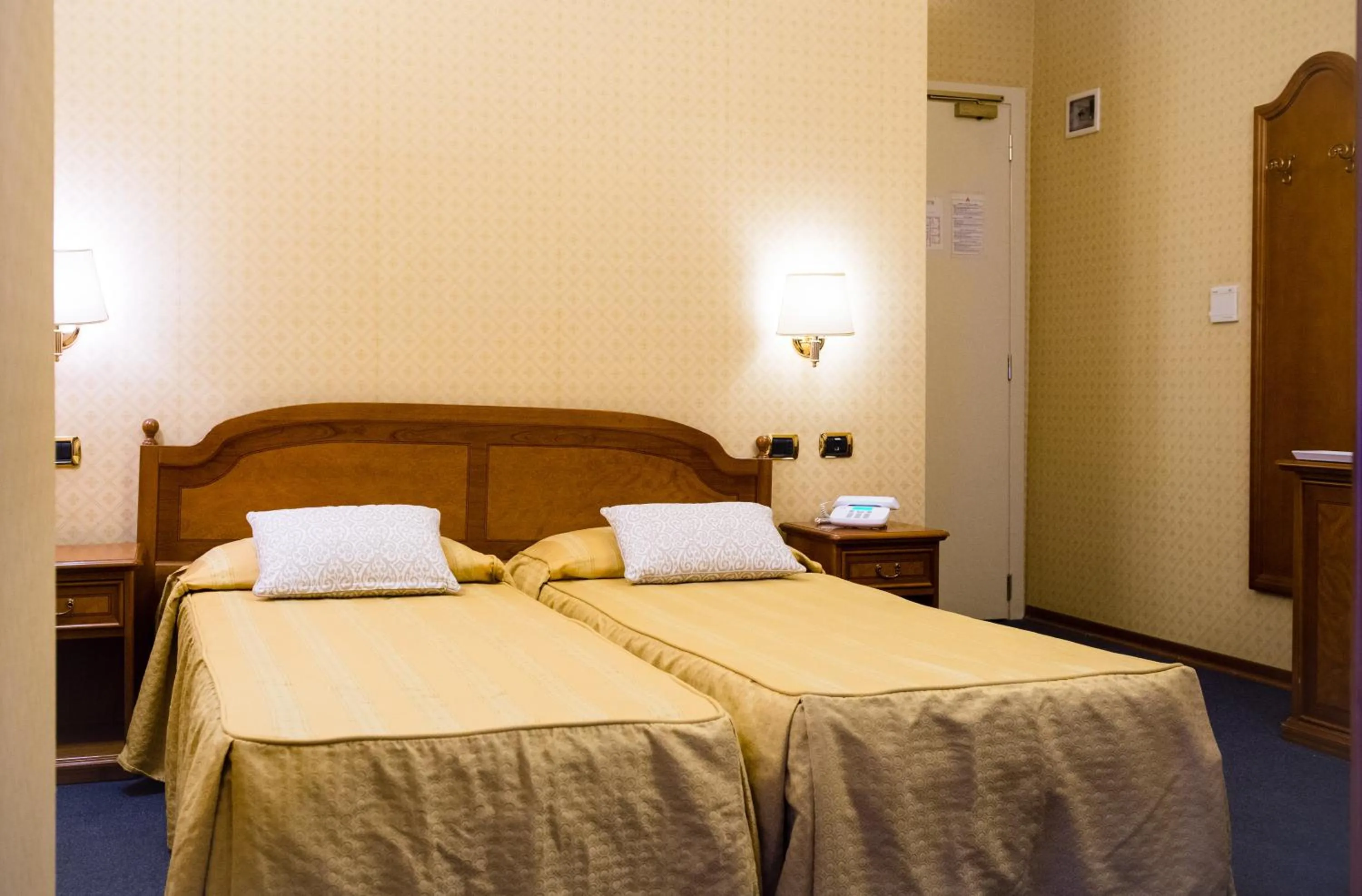 Bed in Hotel Amadeus