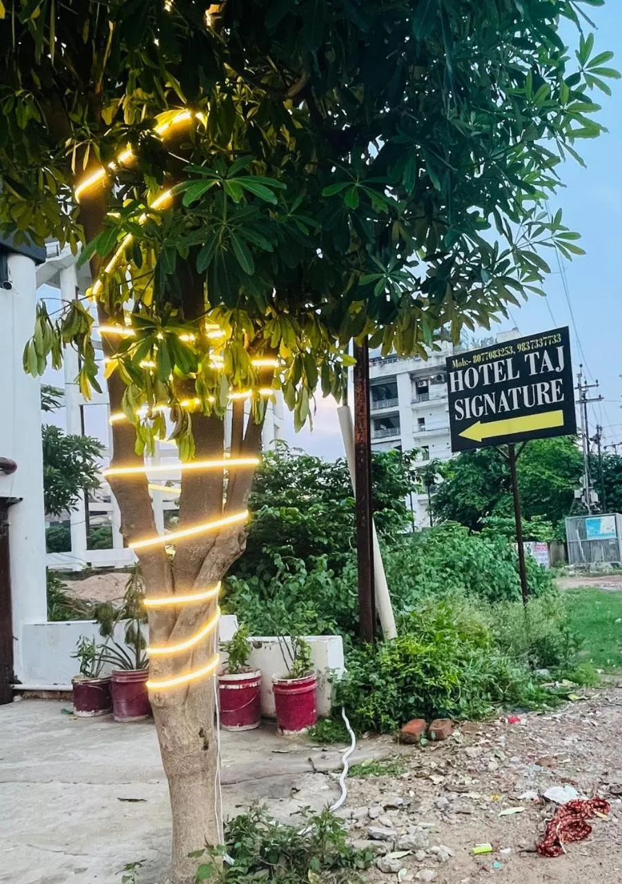Hotel Taj Signature