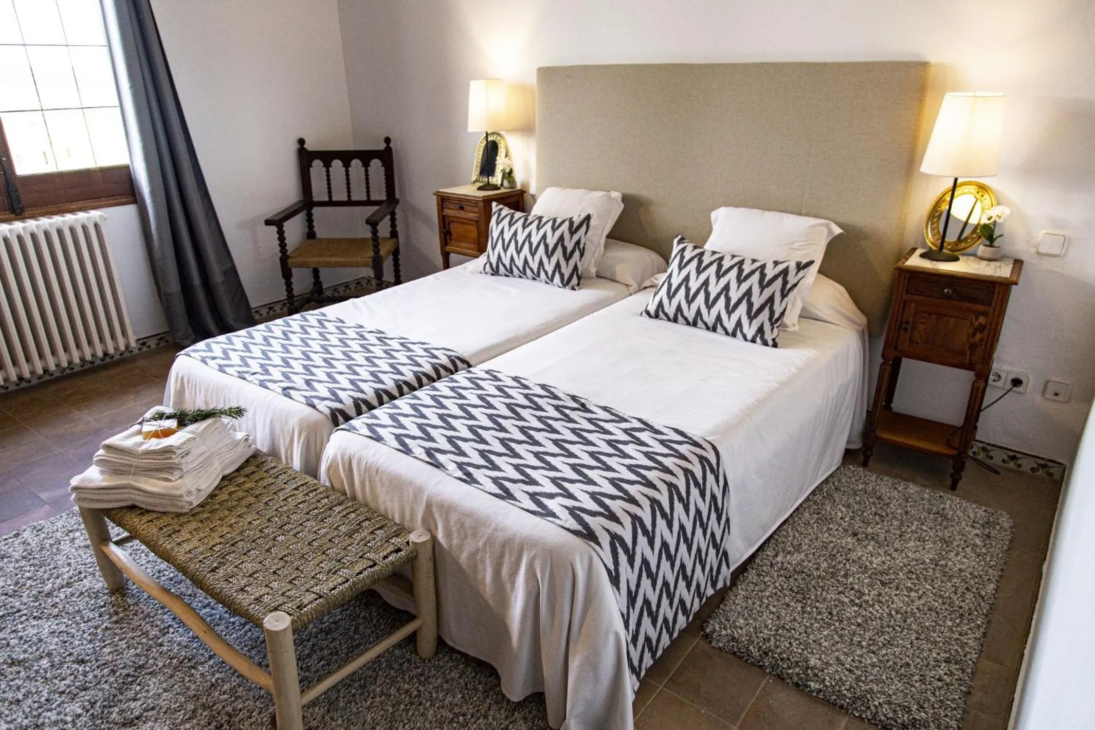 Bedroom, Bed in León de Sineu