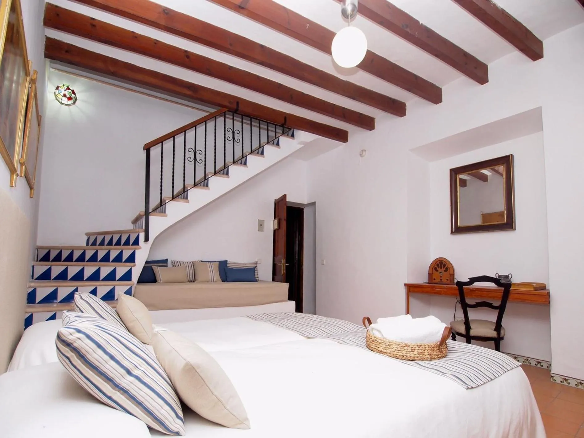 Bedroom, Bed in León de Sineu