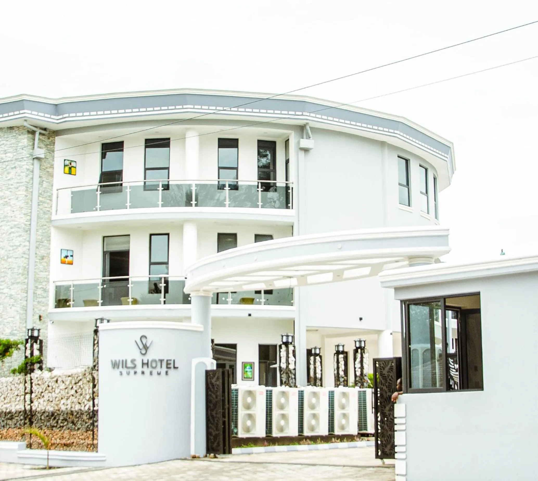 Property building in Wils Hotel Supreme