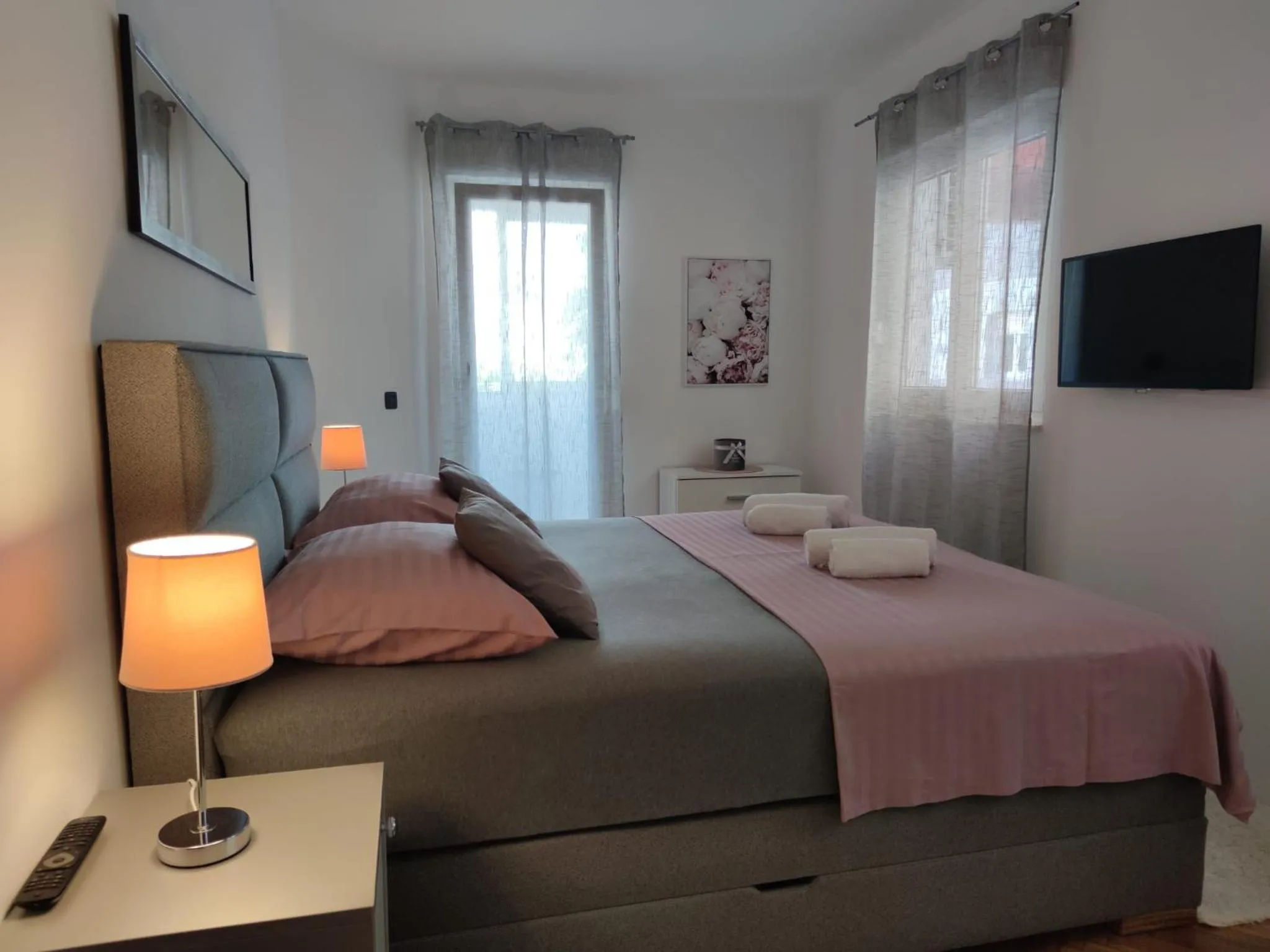 Bed in Apartment Sve u 5 minuta