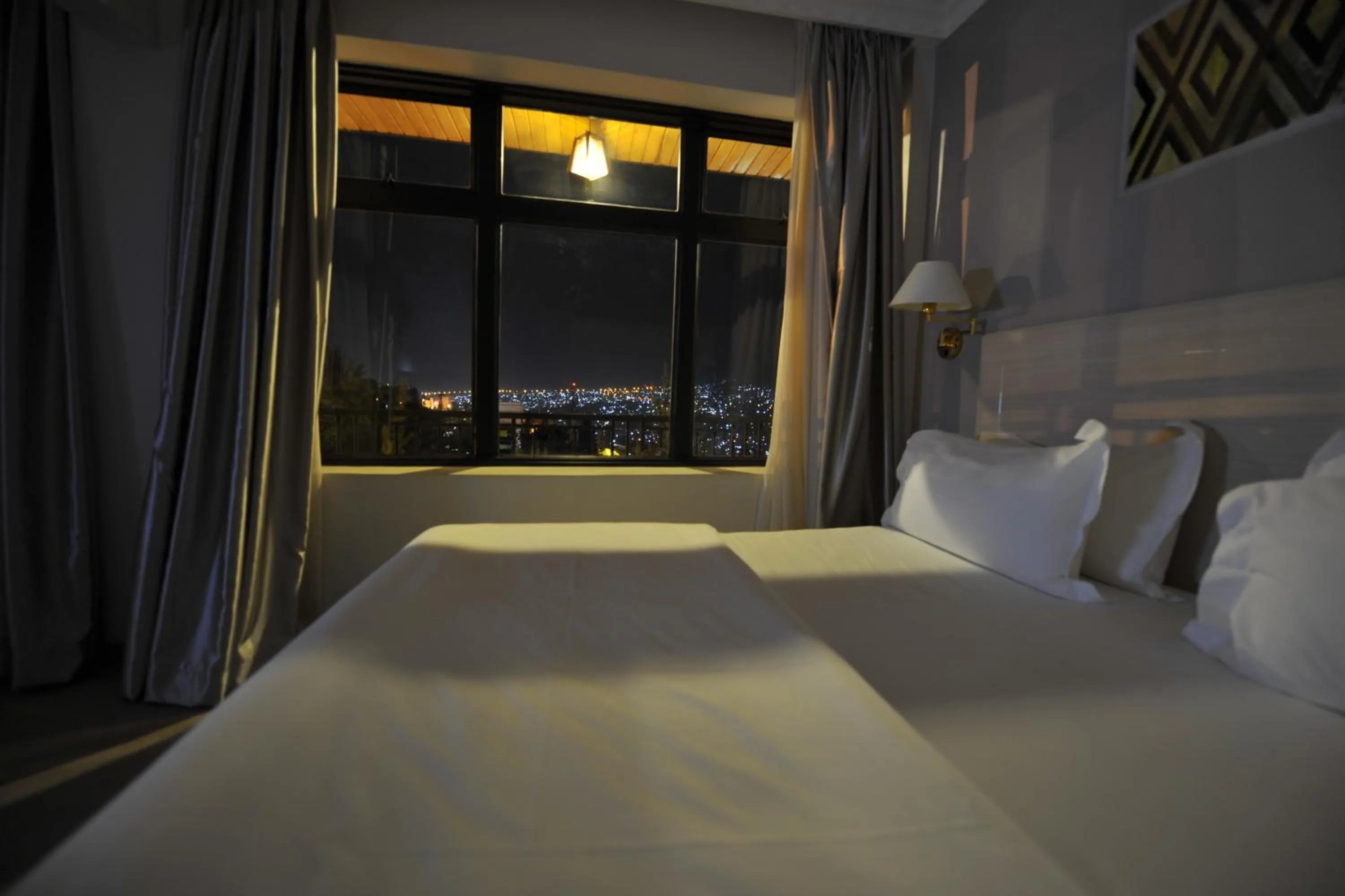 Night, Bed in Gloria Hotel
