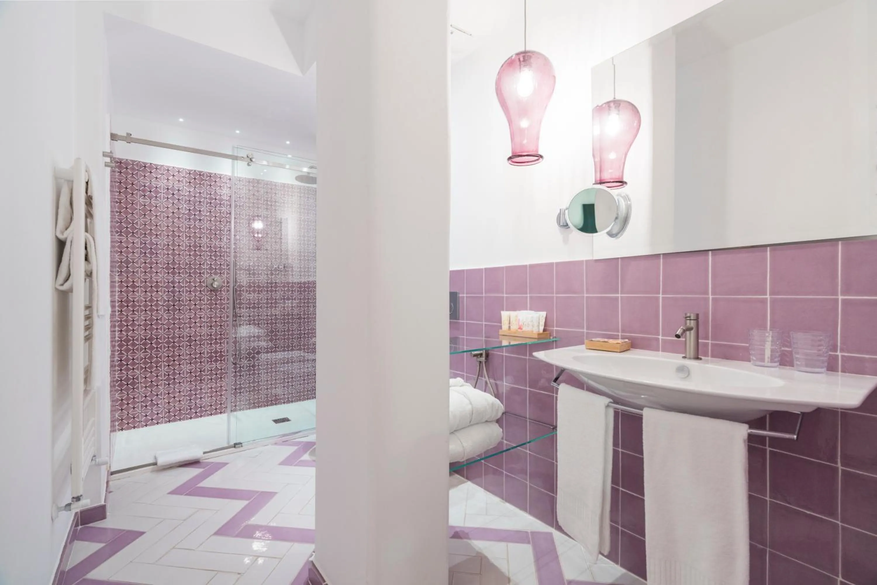 Shower in Hotel Il Gabbiano