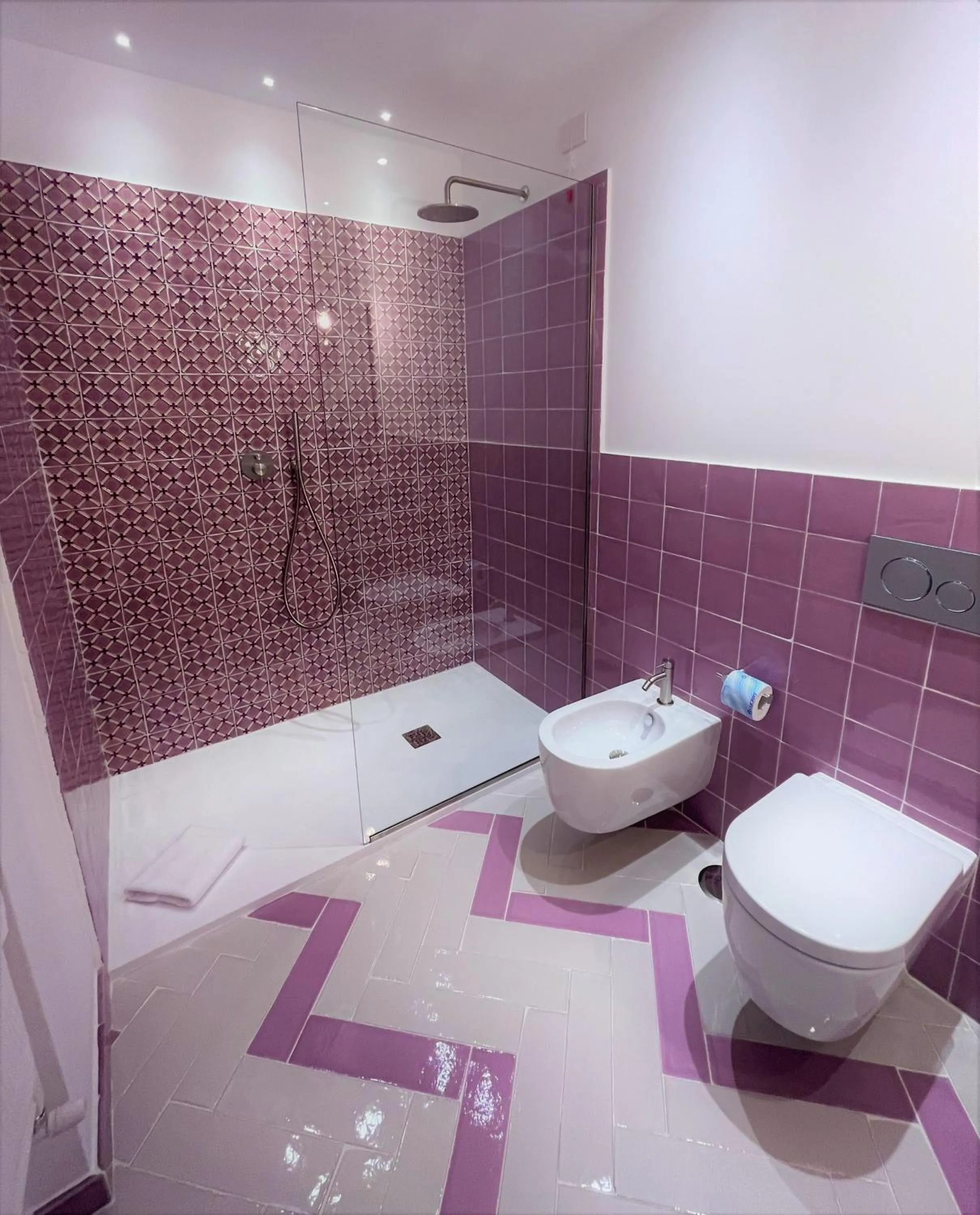 Shower in Hotel Il Gabbiano