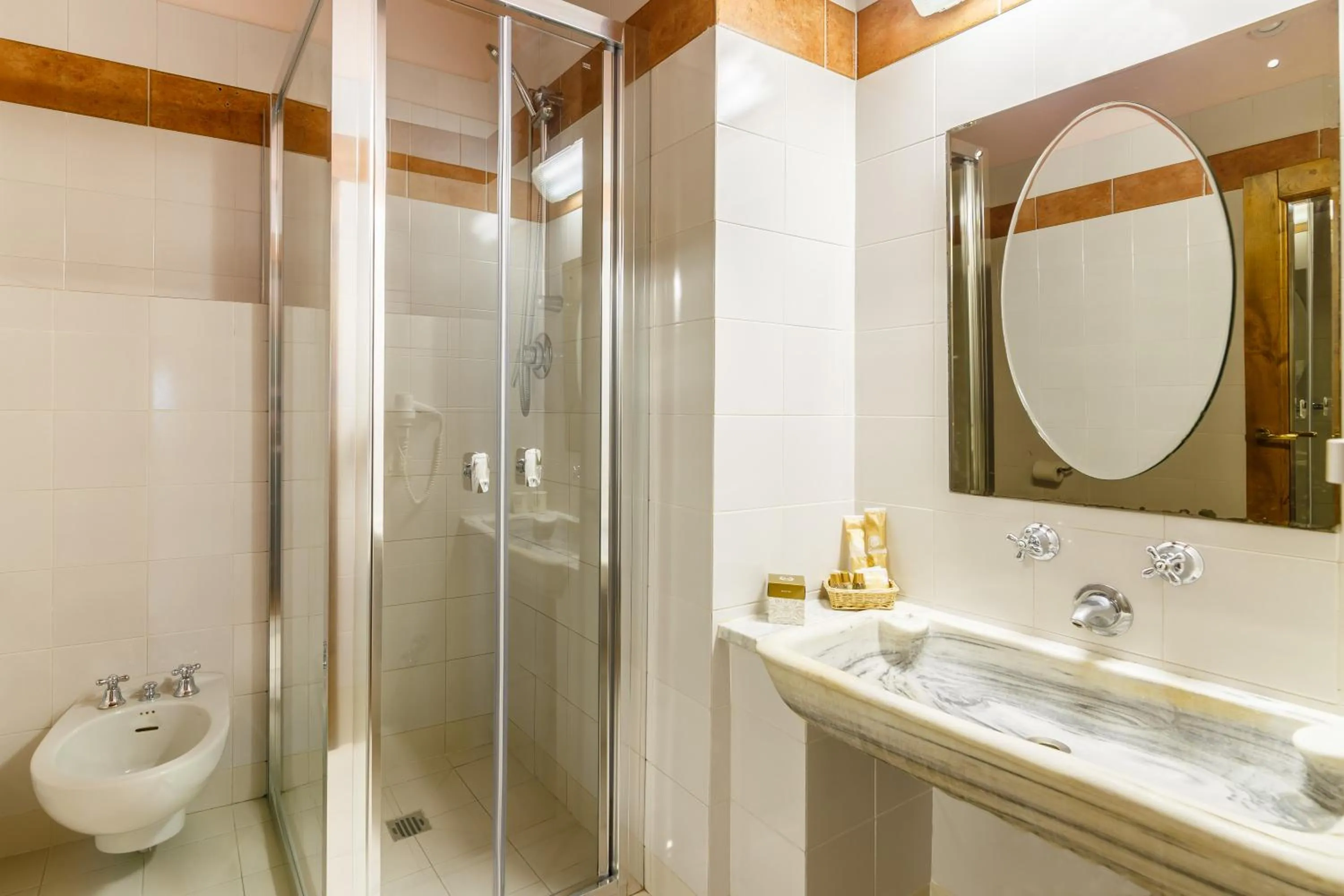 Bathroom in Villaggio Albergo San Lorenzo e Santa Caterina