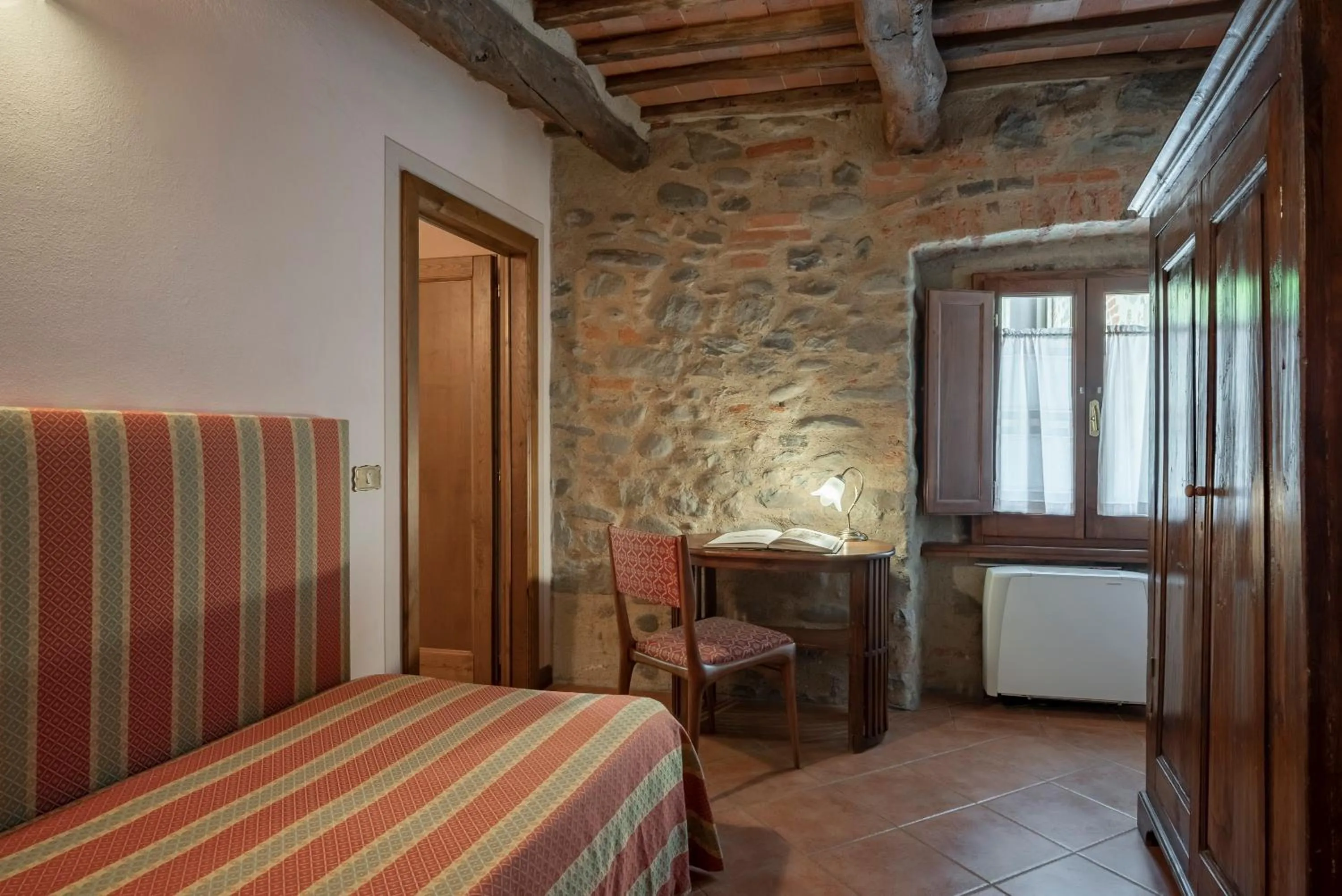 older children, Bed in Villaggio Albergo San Lorenzo e Santa Caterina