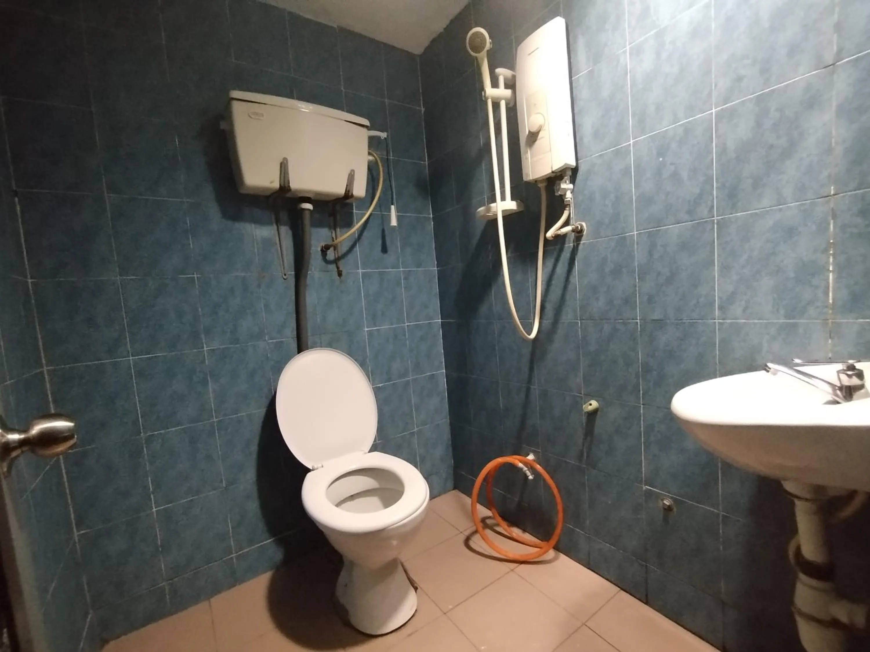 Bathroom in Sentosa Villa Hotel