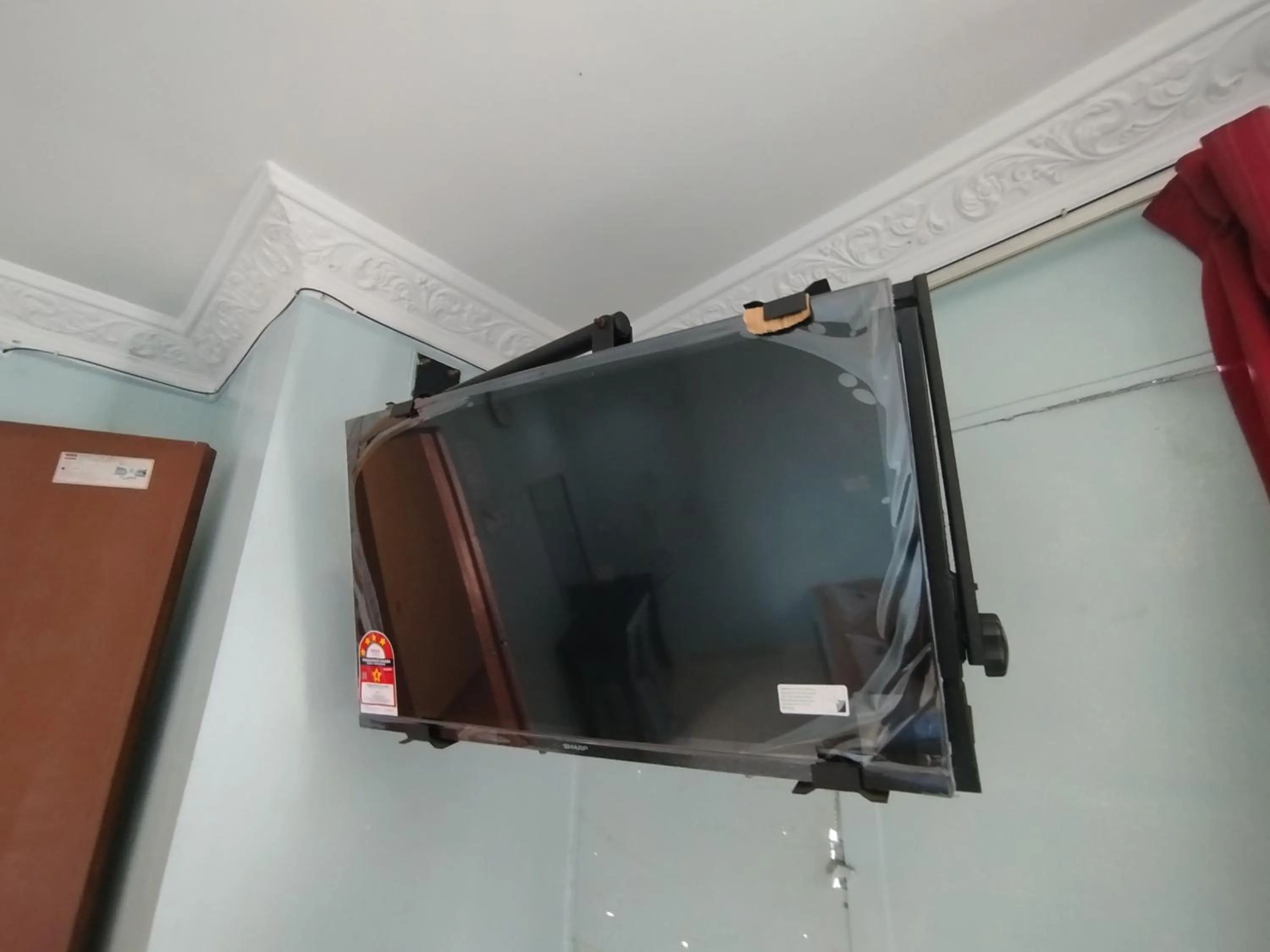 TV and multimedia in Sentosa Villa Hotel