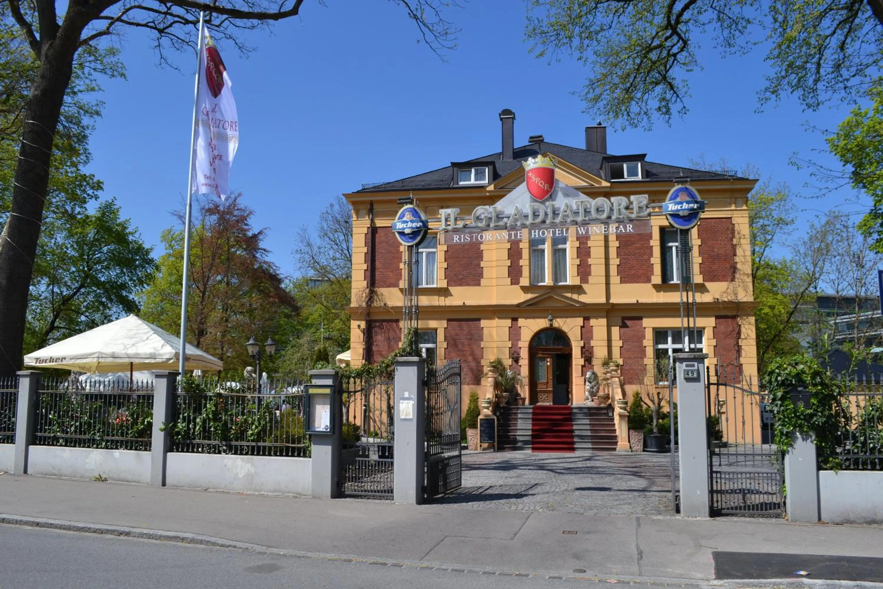 Facade/entrance in Il Gladiatore