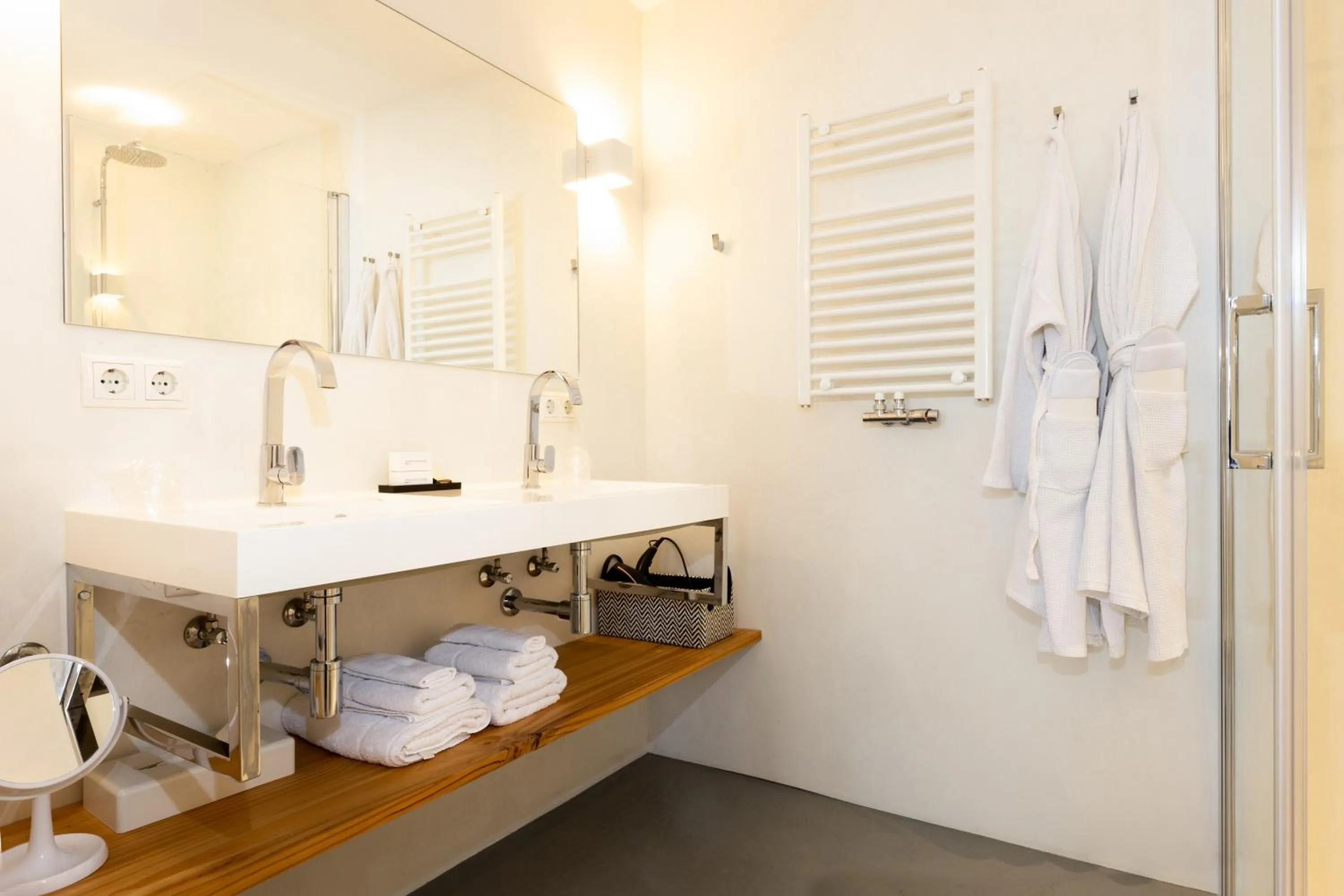 Shower in Boutique Hotel Goud En Zilver