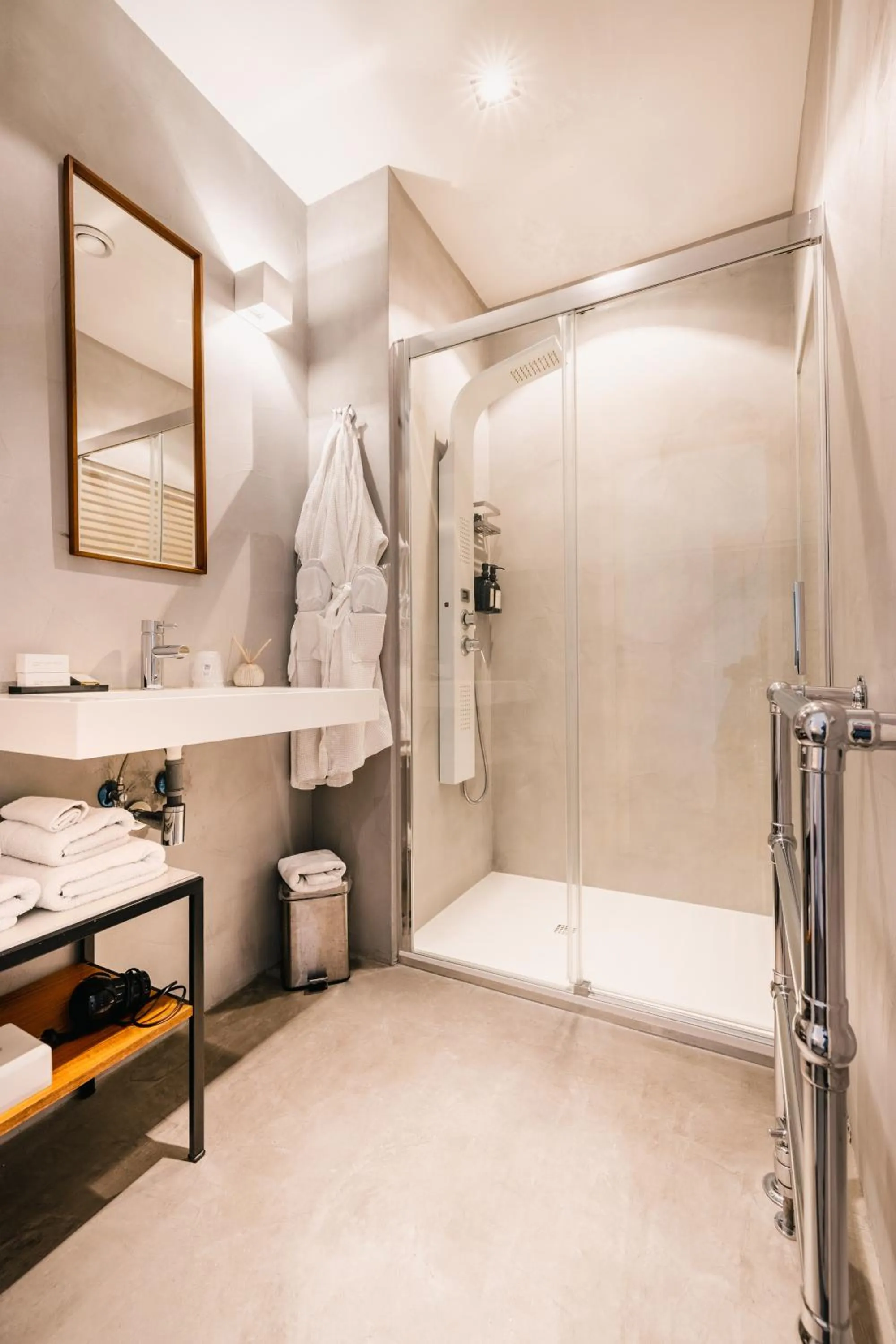 Shower in Boutique Hotel Goud En Zilver