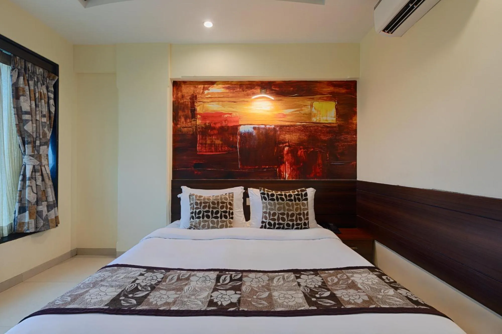 Bedroom, Bed in Aveda Diwatel