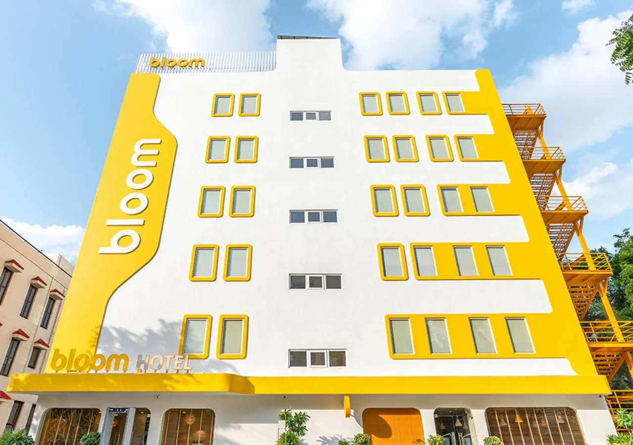 Facade/entrance in Bloom Hotel - Jubilee Hills