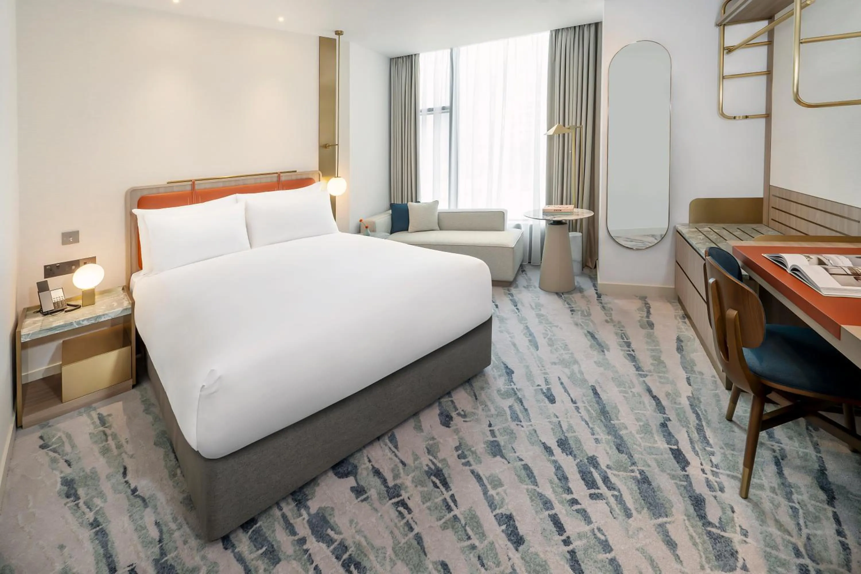 Bedroom, Bed in Dorsett Hotel Canary Wharf