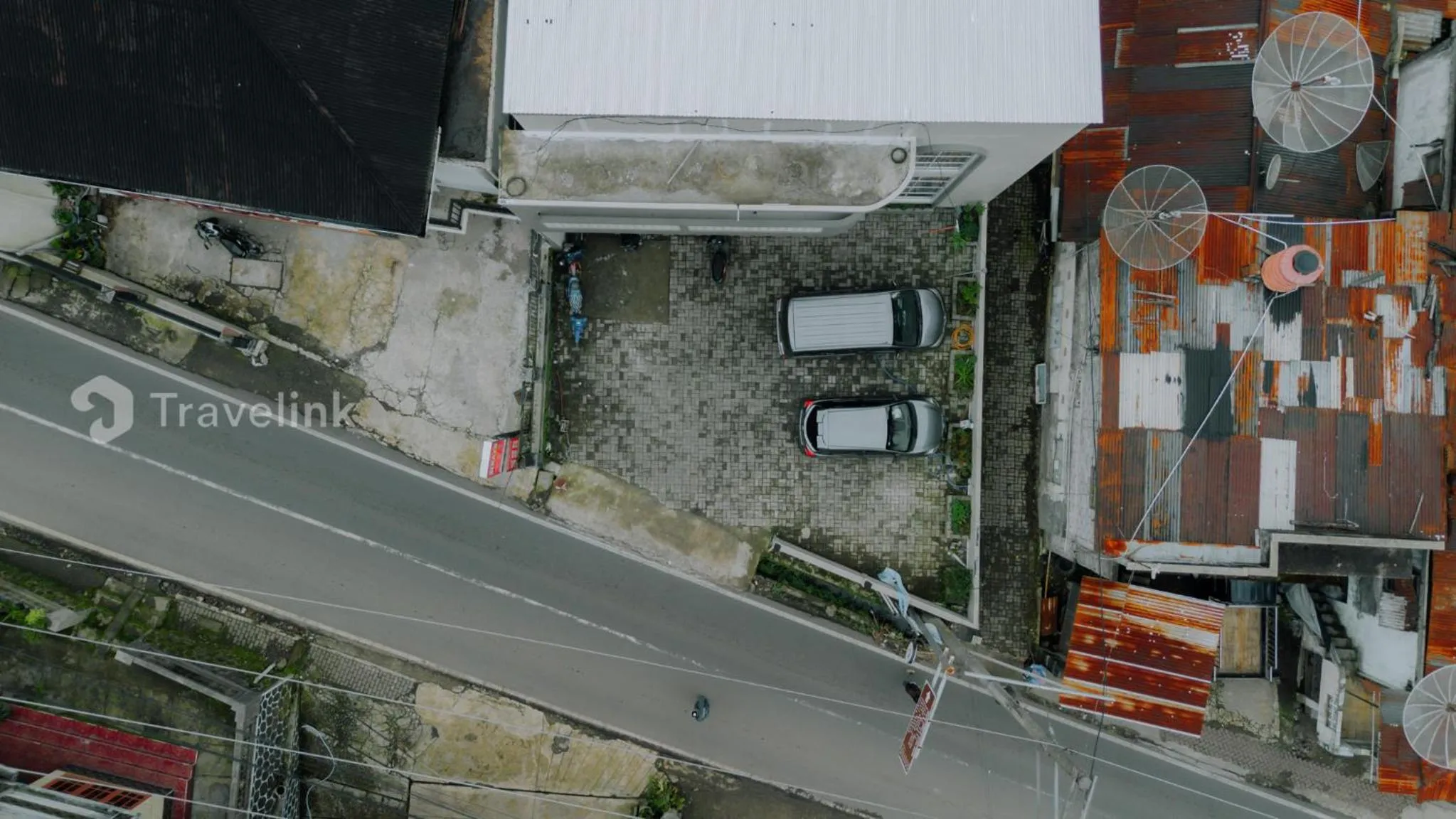 Street view in Dieng Top Syariah By Travelink