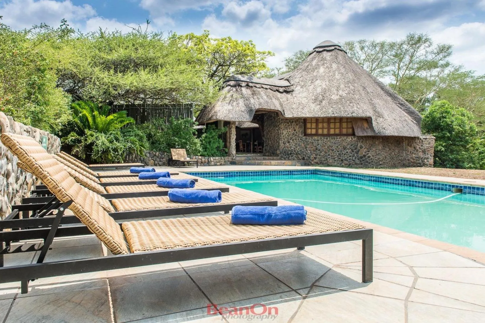 Swimming pool in Rhino River Lodge