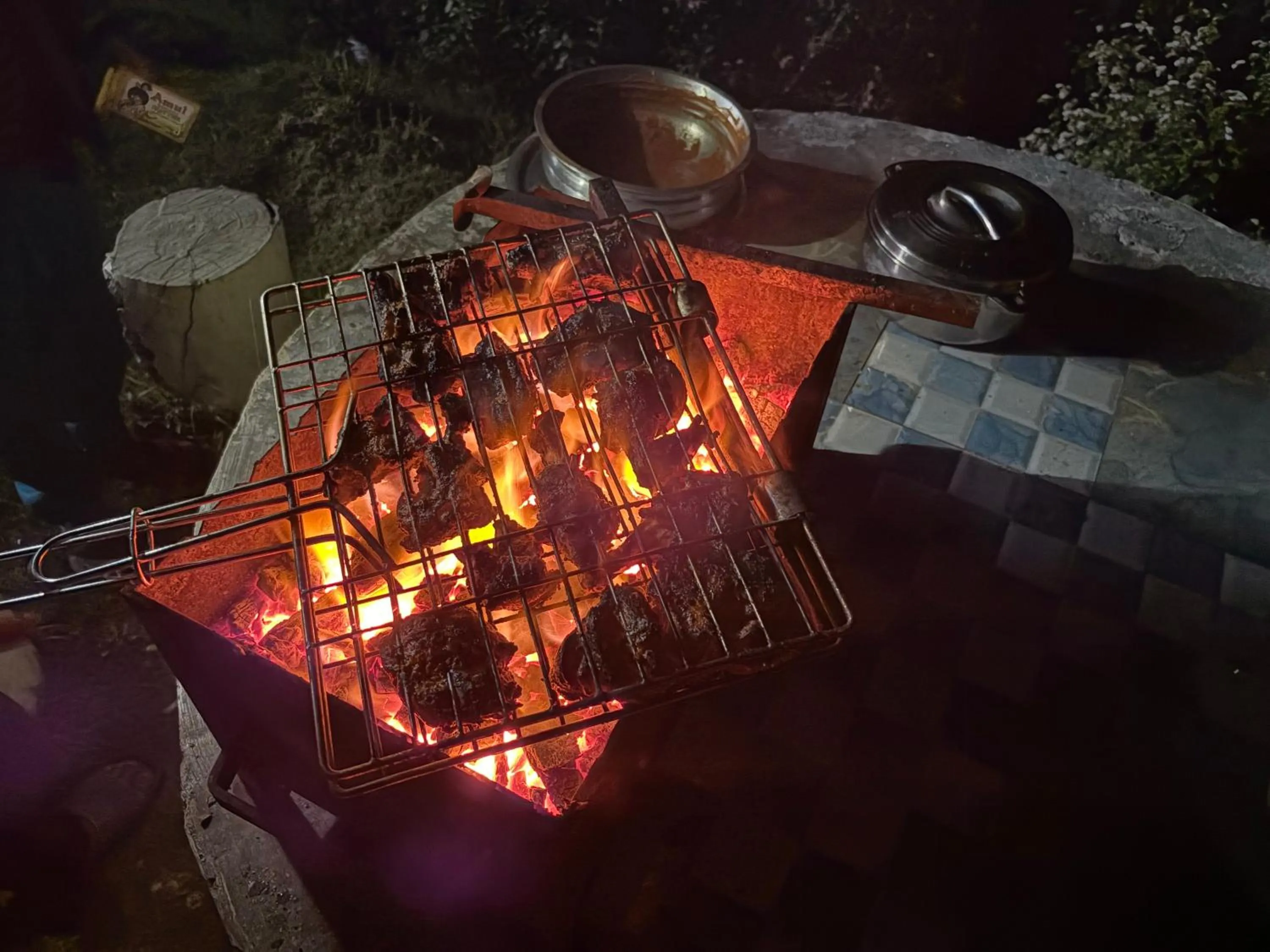 BBQ facilities in Kodai Hillscape