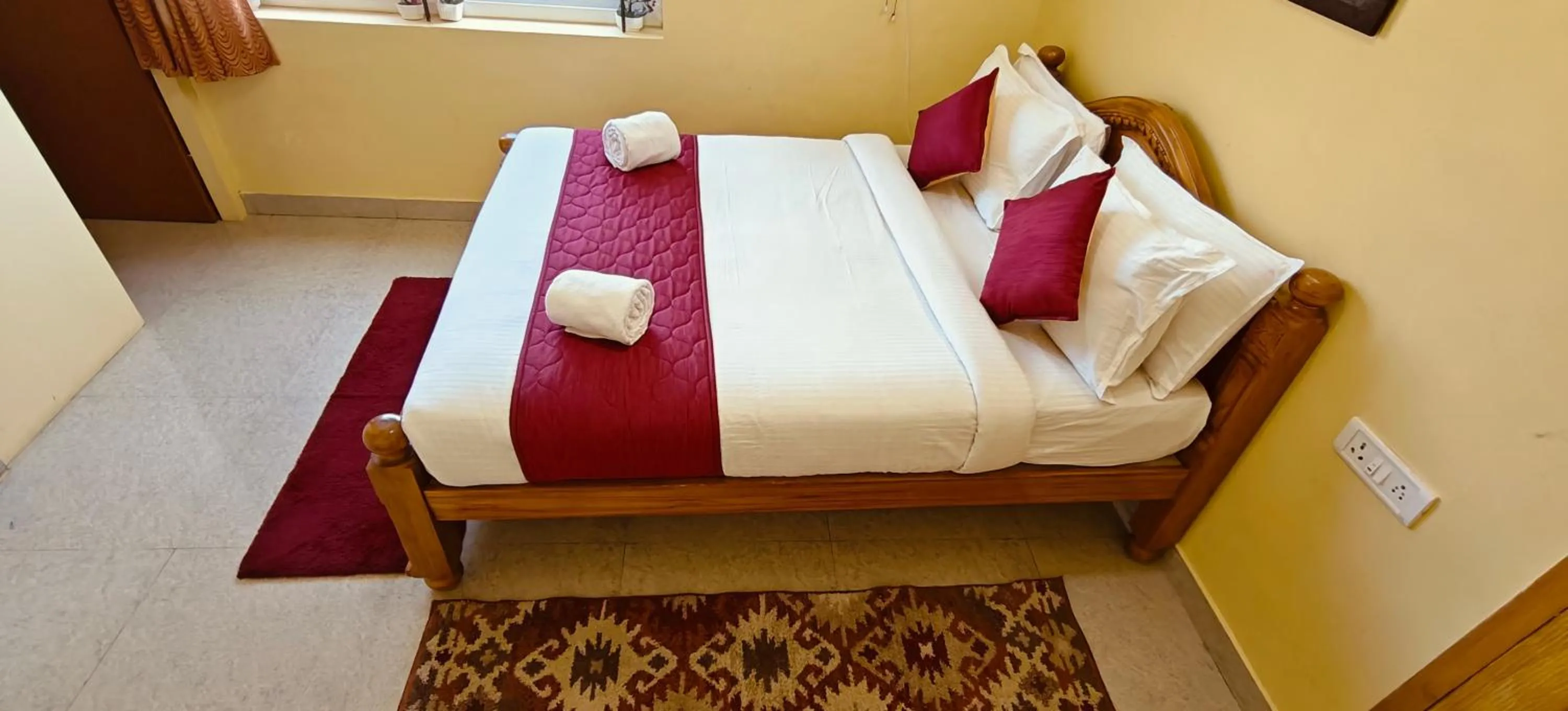 Bed in Kodai Hillscape
