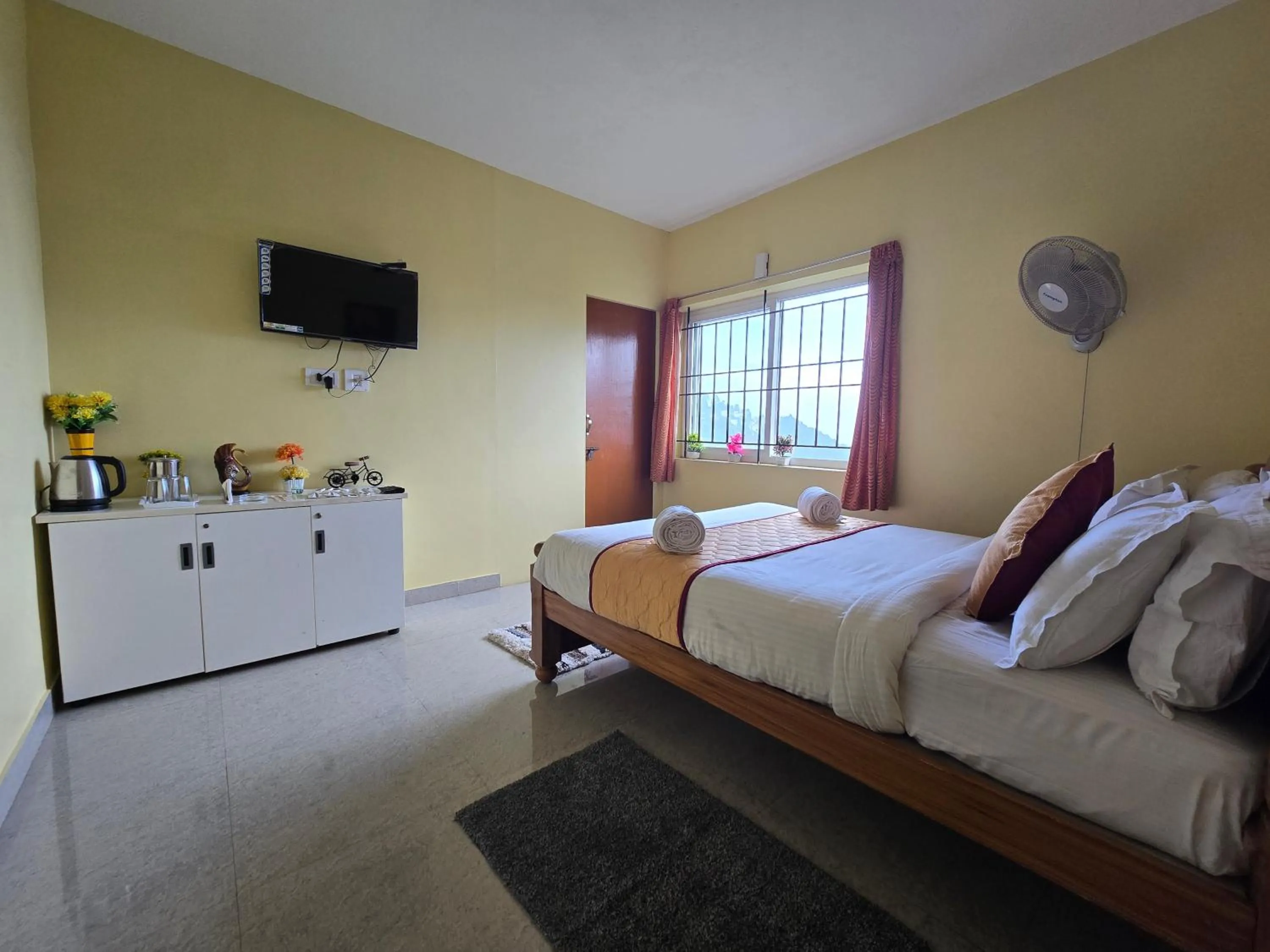 Bed in Kodai Hillscape
