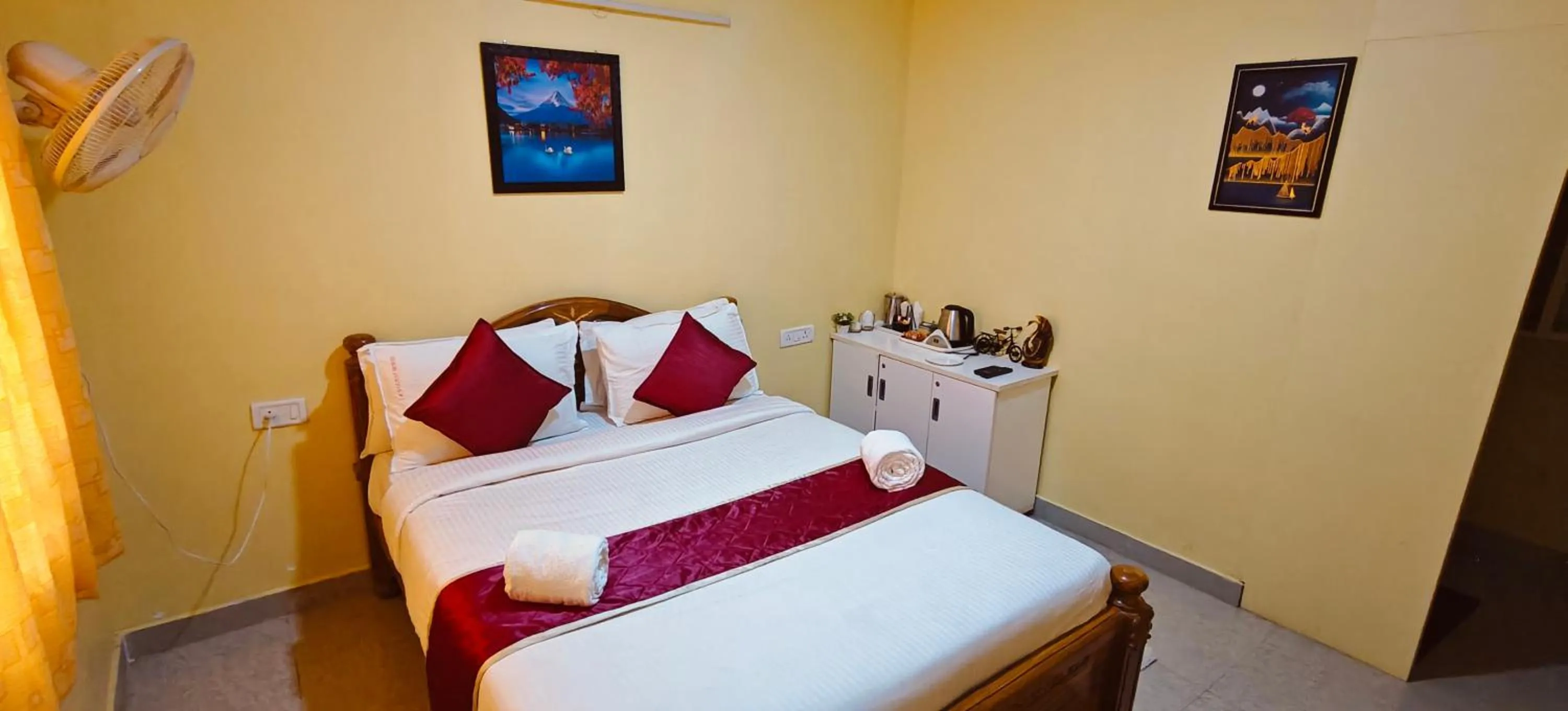Bed in Kodai Hillscape
