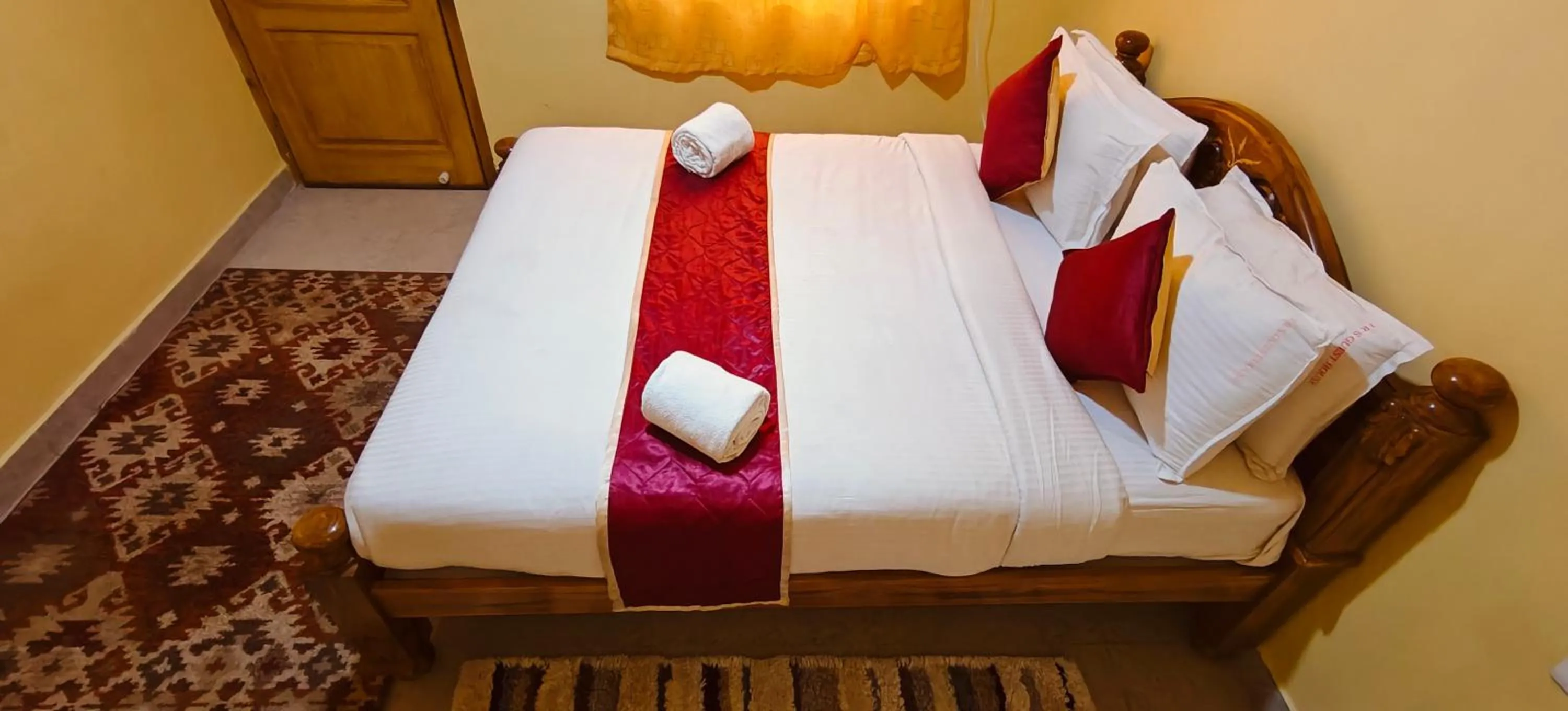 Bed in Kodai Hillscape