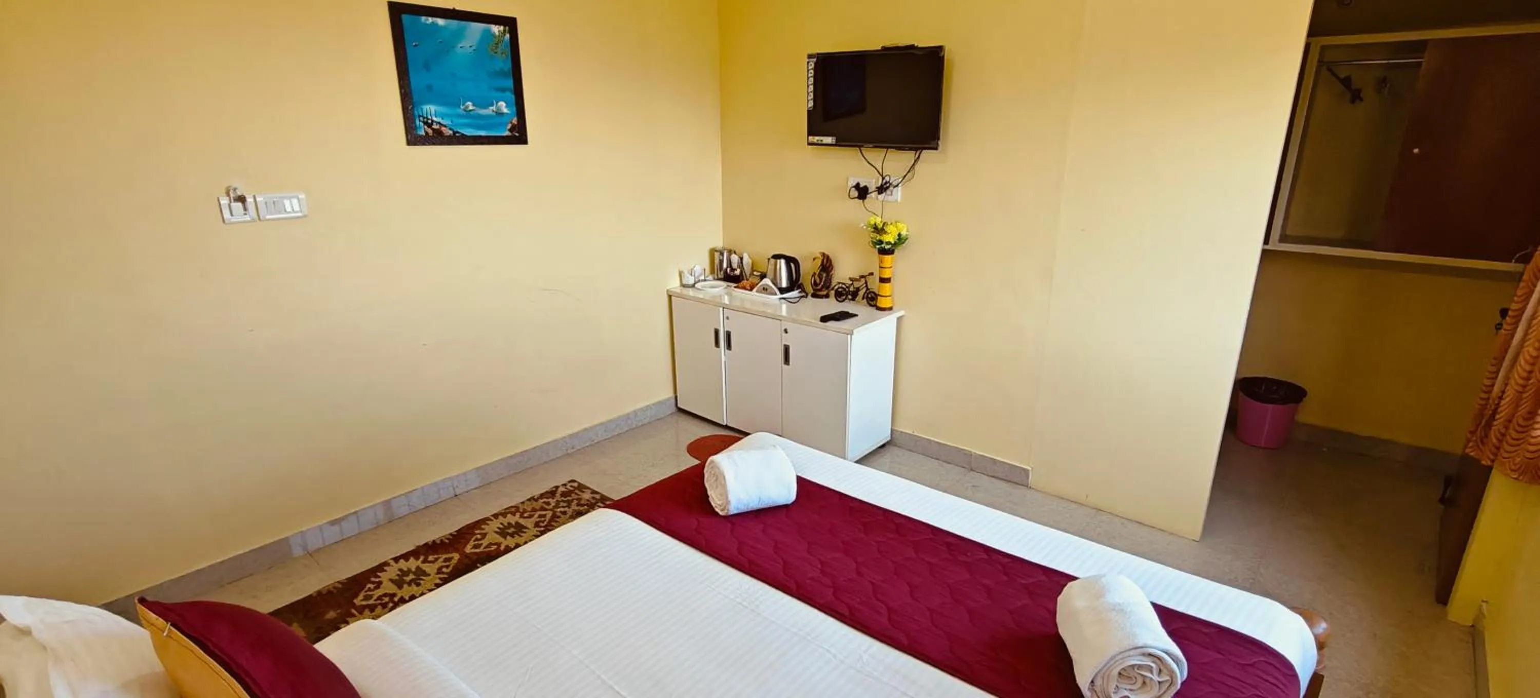 Bed in Kodai Hillscape