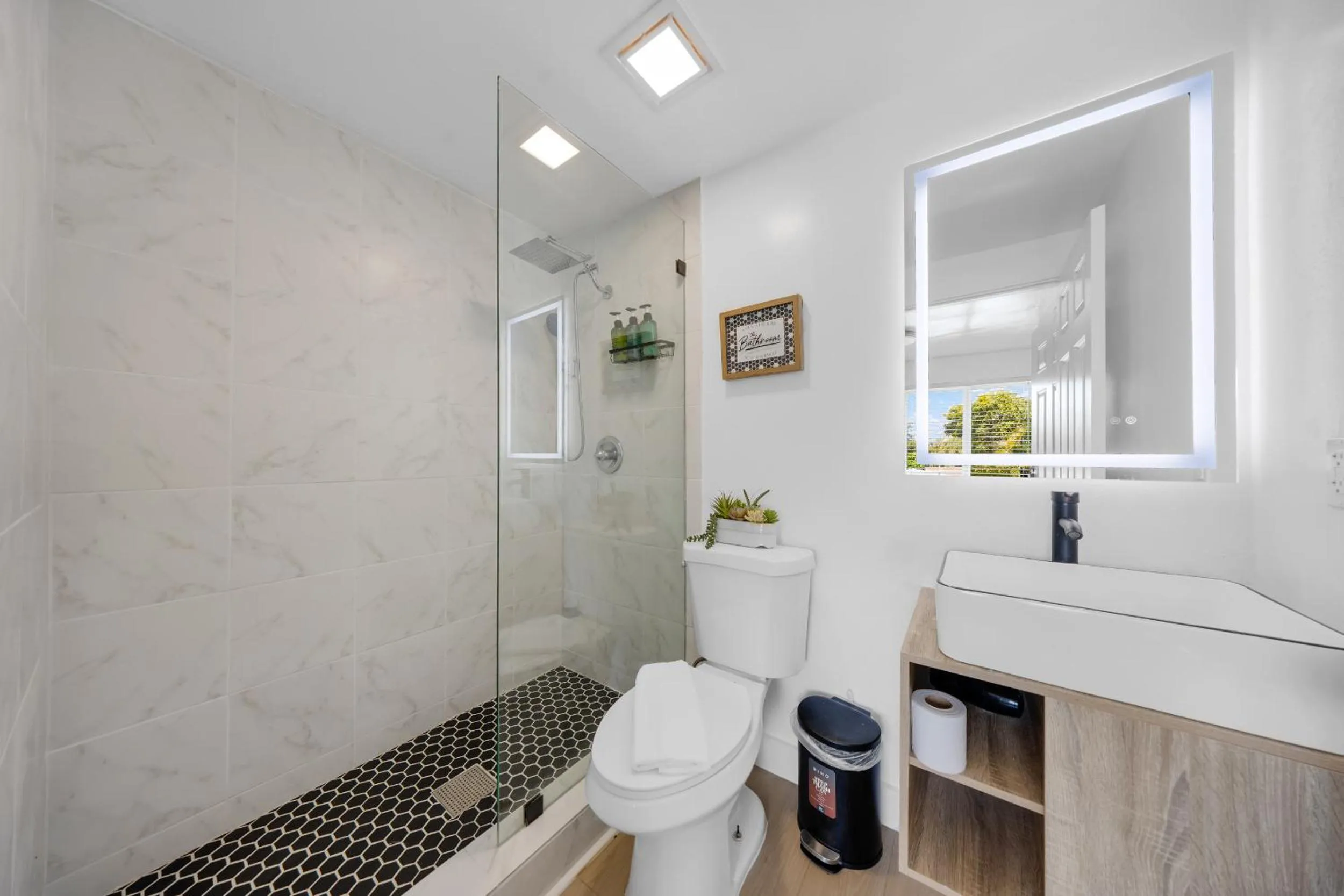 Shower in Renzzi Villas