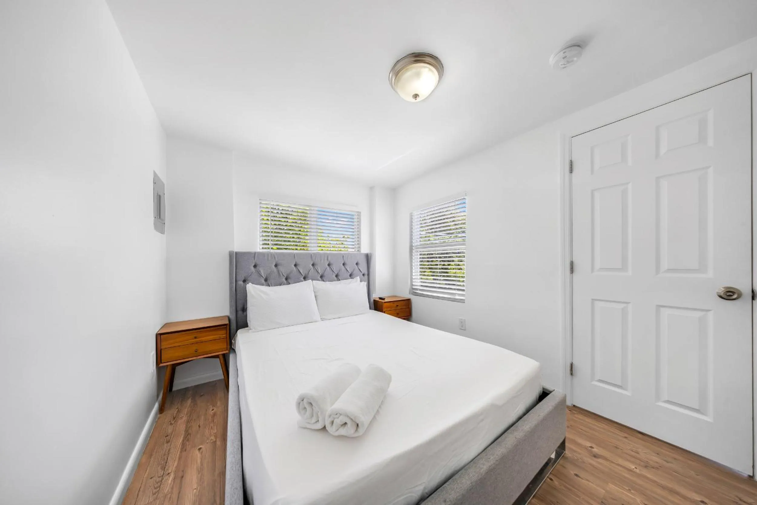 Bed in Renzzi Villas