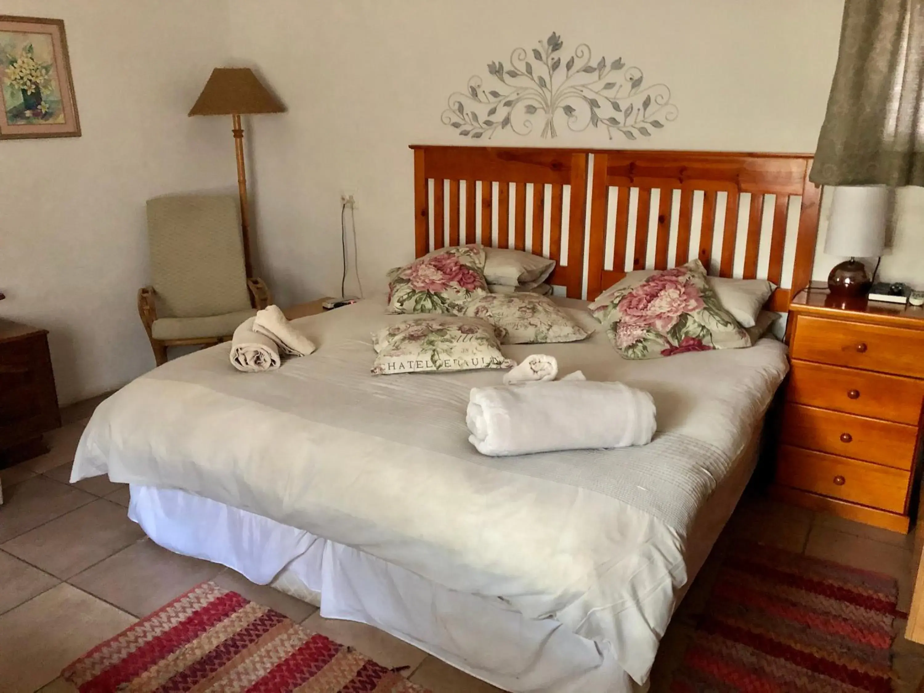 Deluxe Double or Twin Room - single occupancy in La Bella B&B Under The Fig Tree Deluxe Double or Twin Room - single occupancy in La Bella B&B Under The Fig Tree