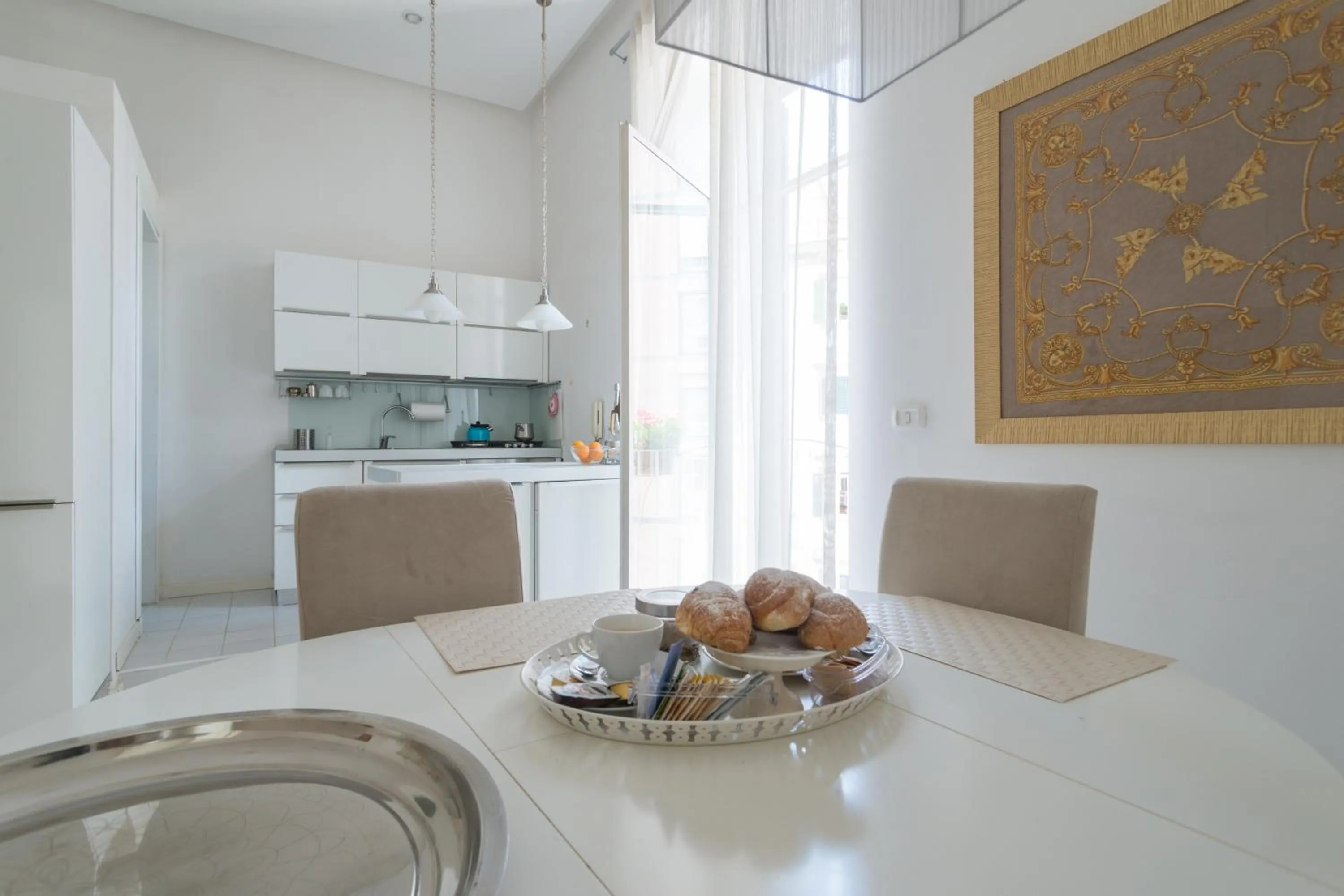 Day in Relais Piazza dei Martiri