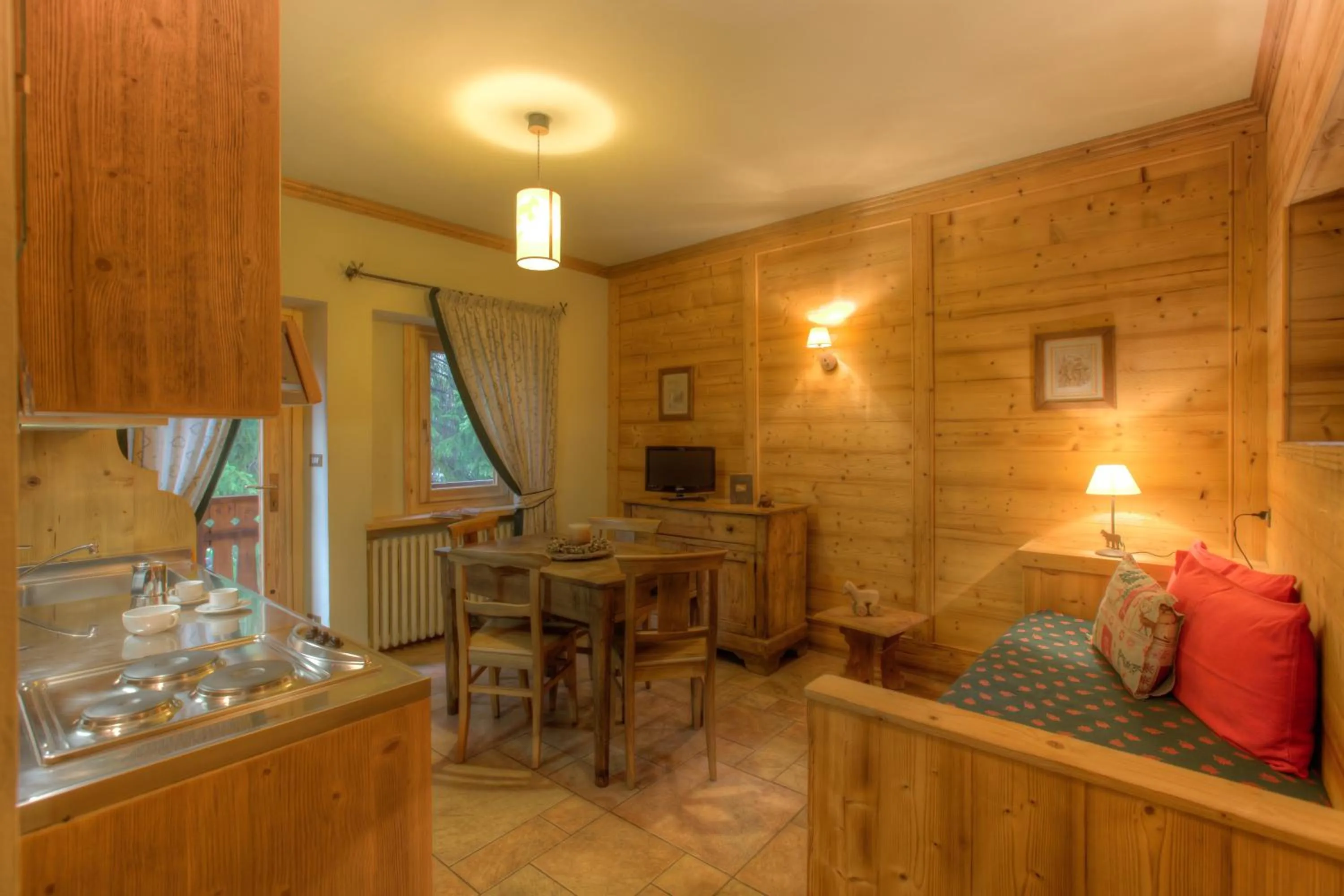 Kitchen or kitchenette in B&B Residence Checrouit