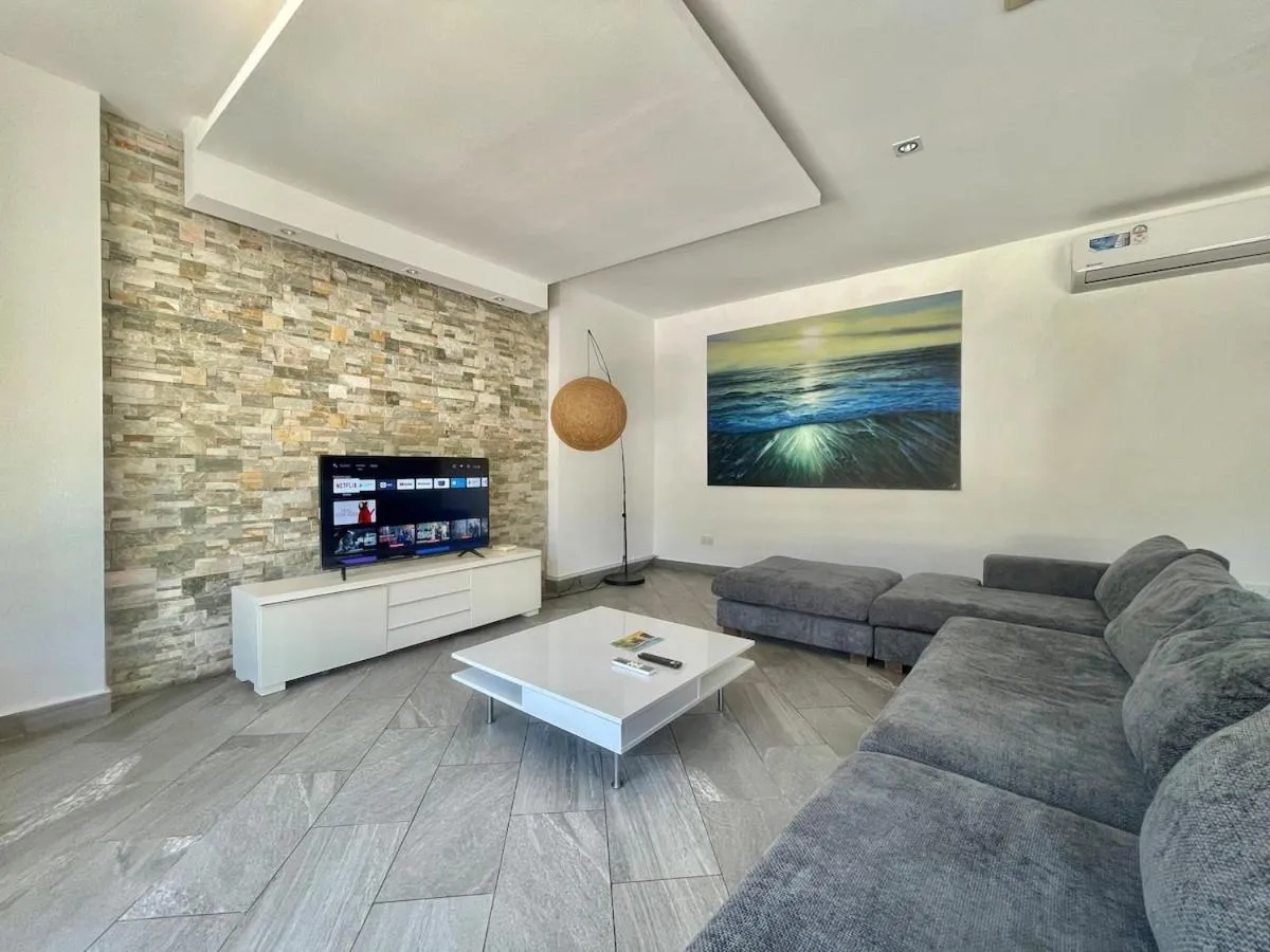 Grand Amber Villa