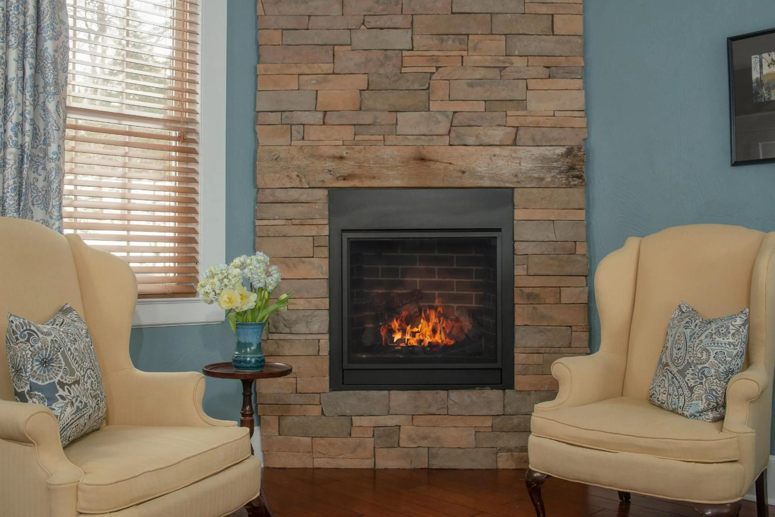 Seating area in The Lodge at Moosehead Lake