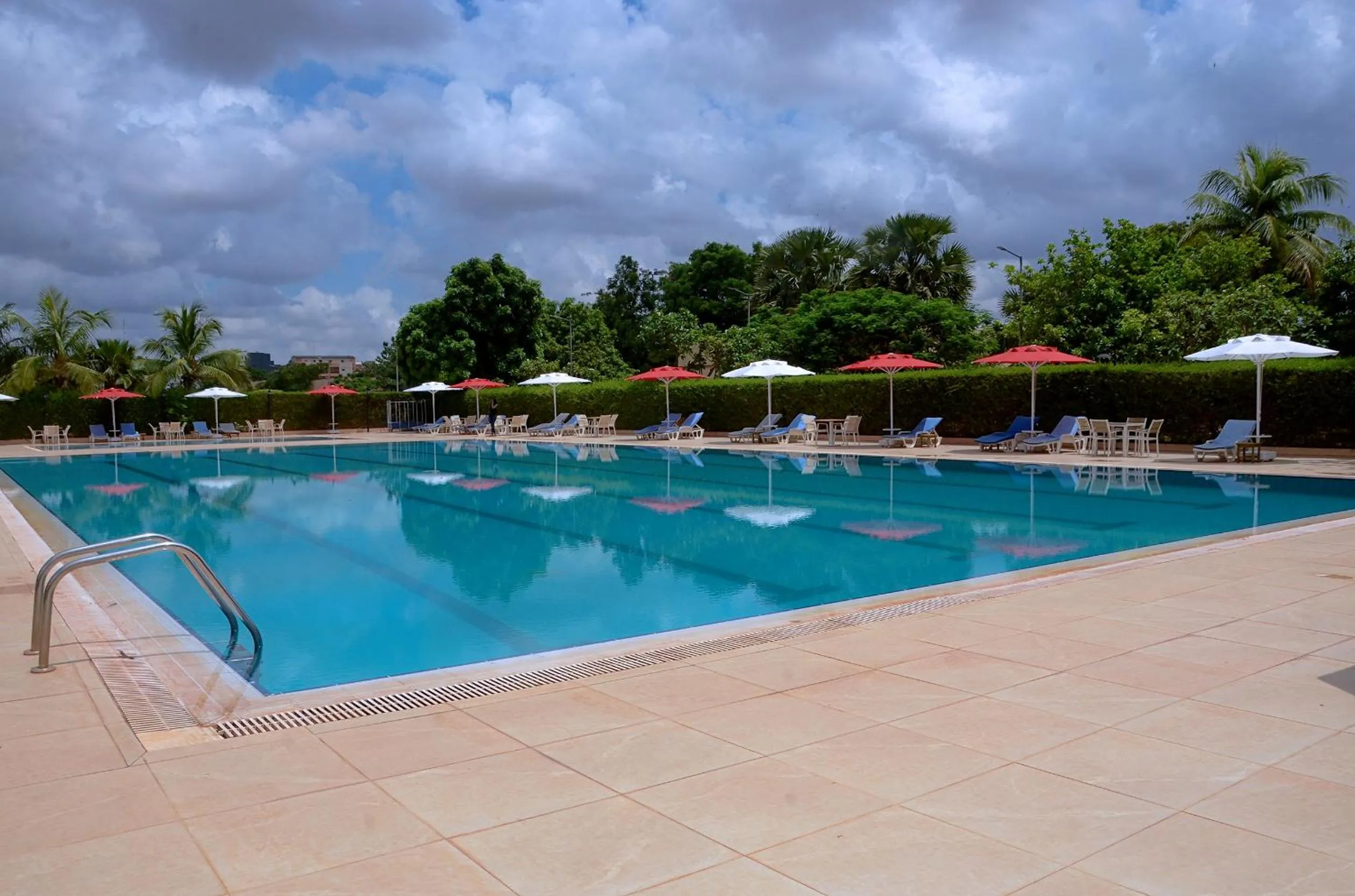 Swimming pool in Lancaster Ouaga 2000