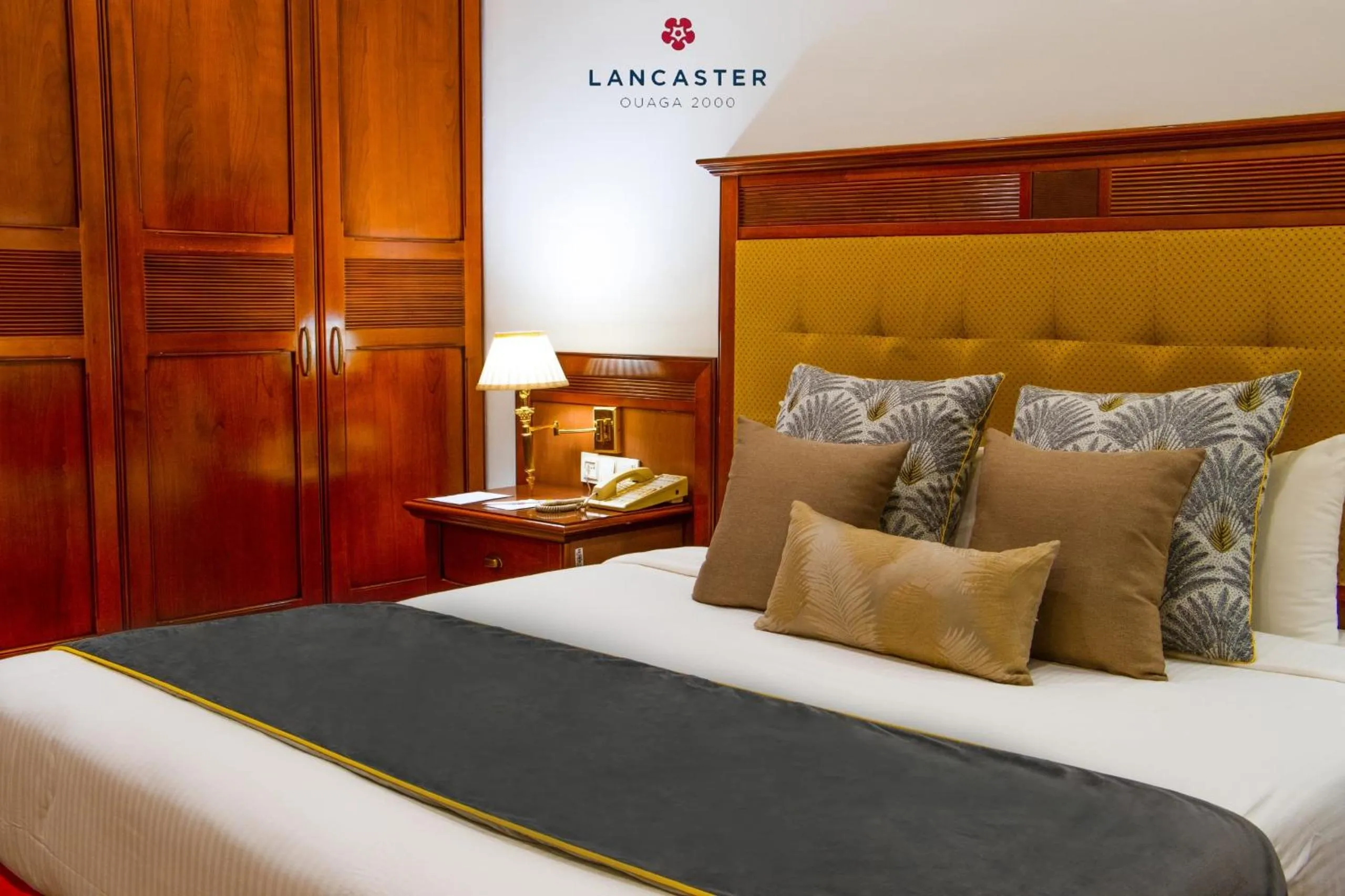 Bed in Lancaster Ouaga 2000