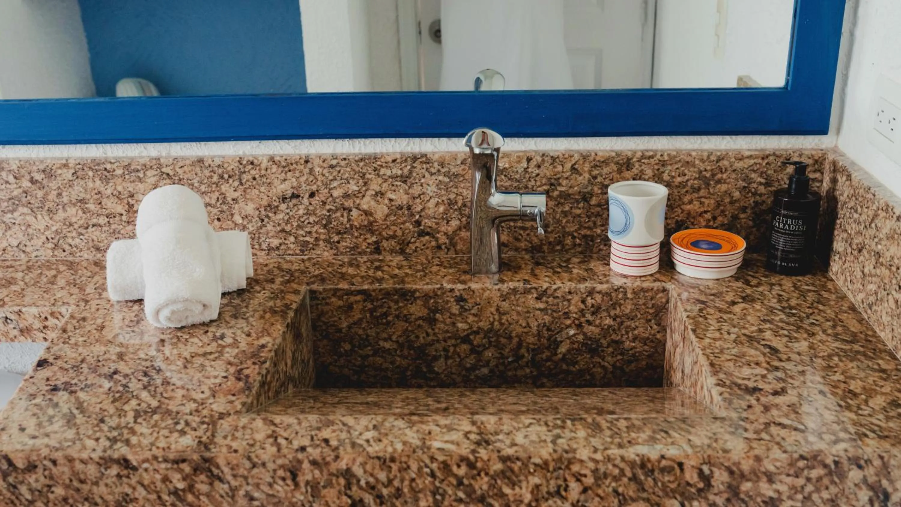 Bathroom in La Mar de Bien Tayrona