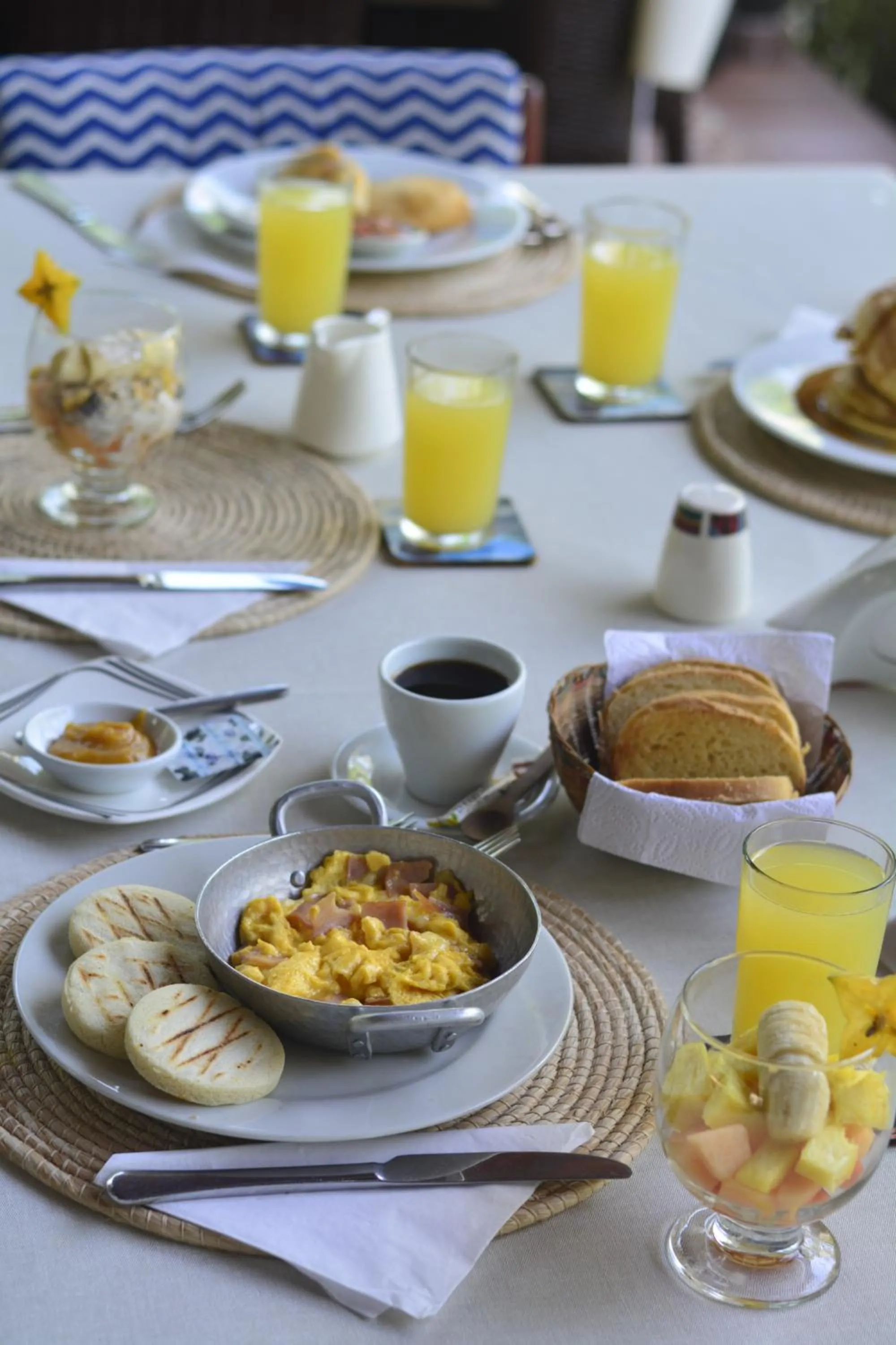 Breakfast in La Mar de Bien Tayrona