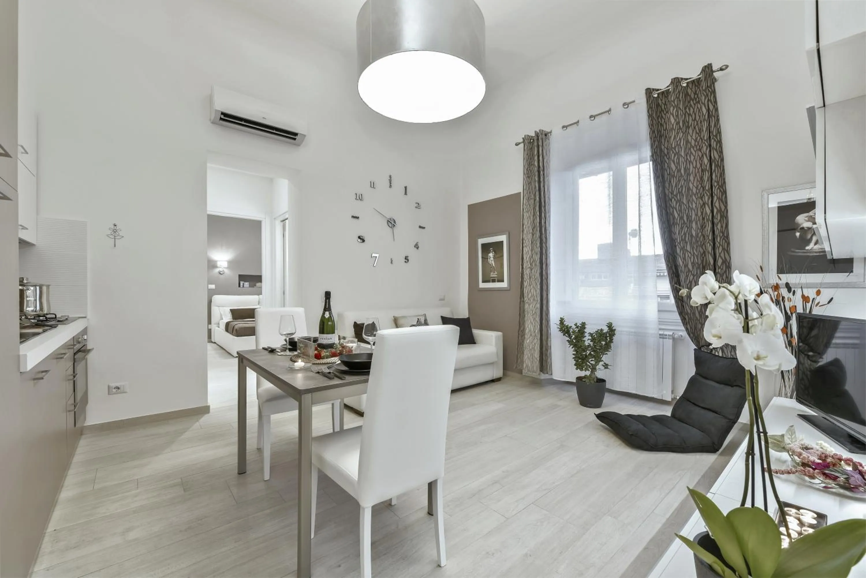 Living room in Accademia Apartment