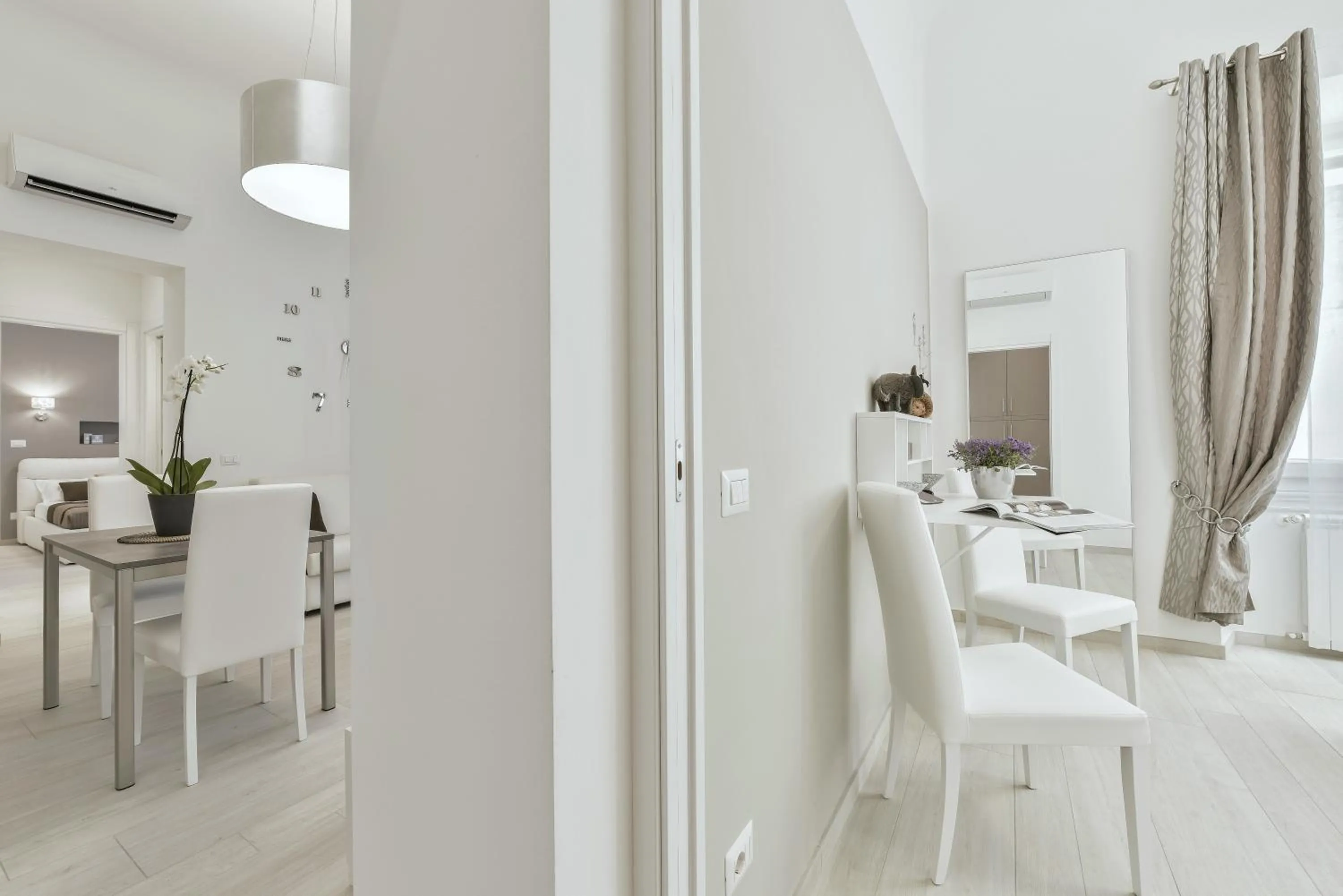 Living room in Accademia Apartment