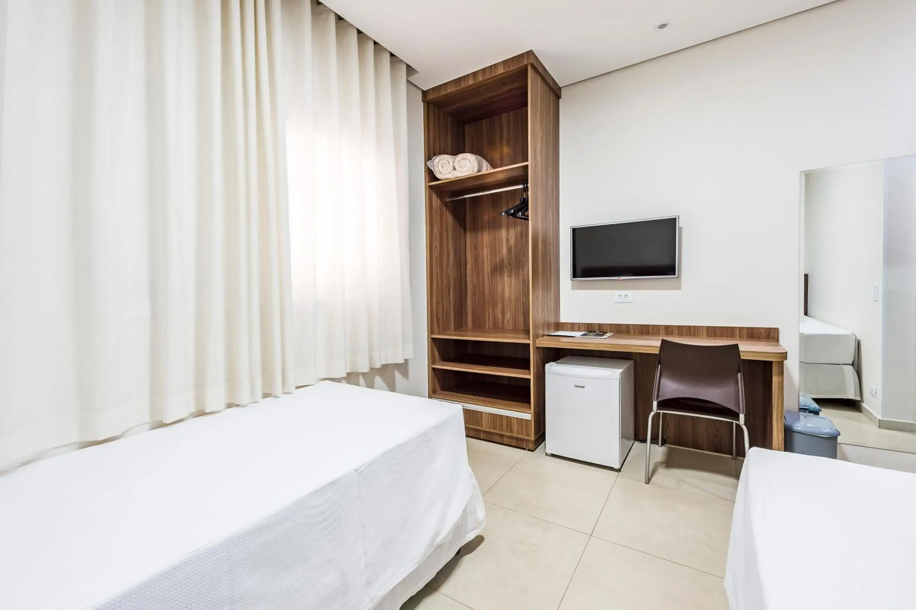 Twin Room - single occupancy in Serata Hotel Twin Room - single occupancy in Serata Hotel