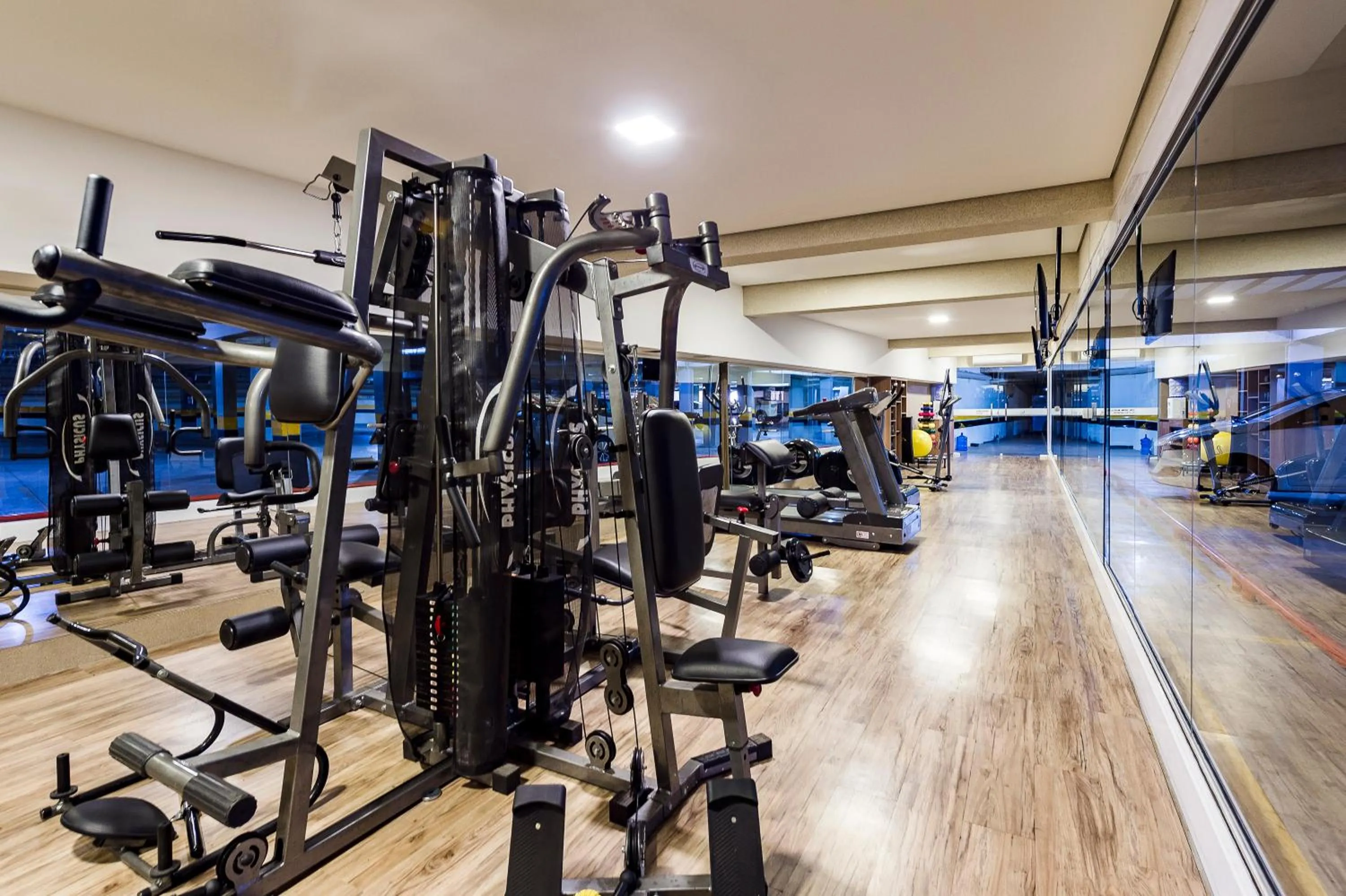 Fitness centre/facilities in Serata Hotel