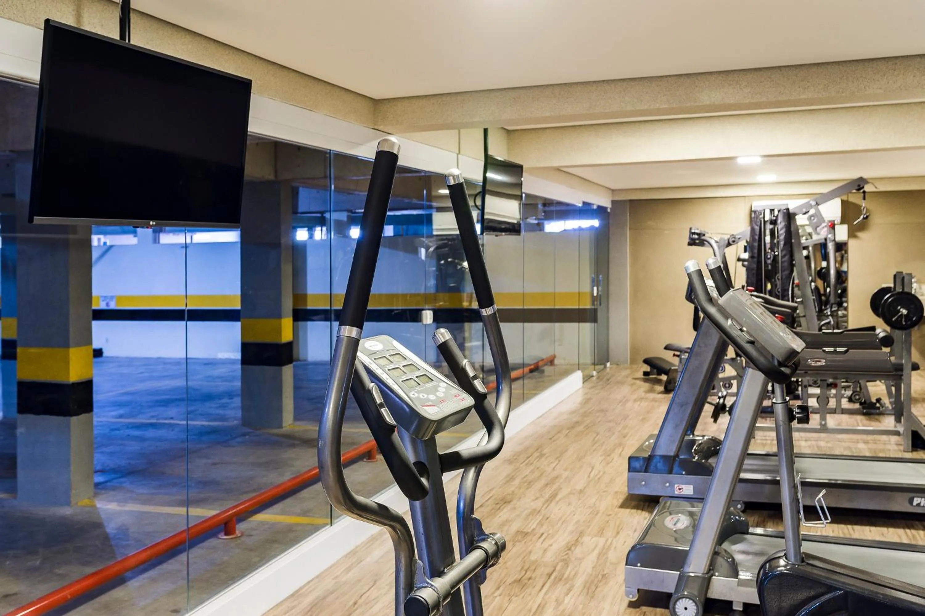 Fitness centre/facilities in Serata Hotel