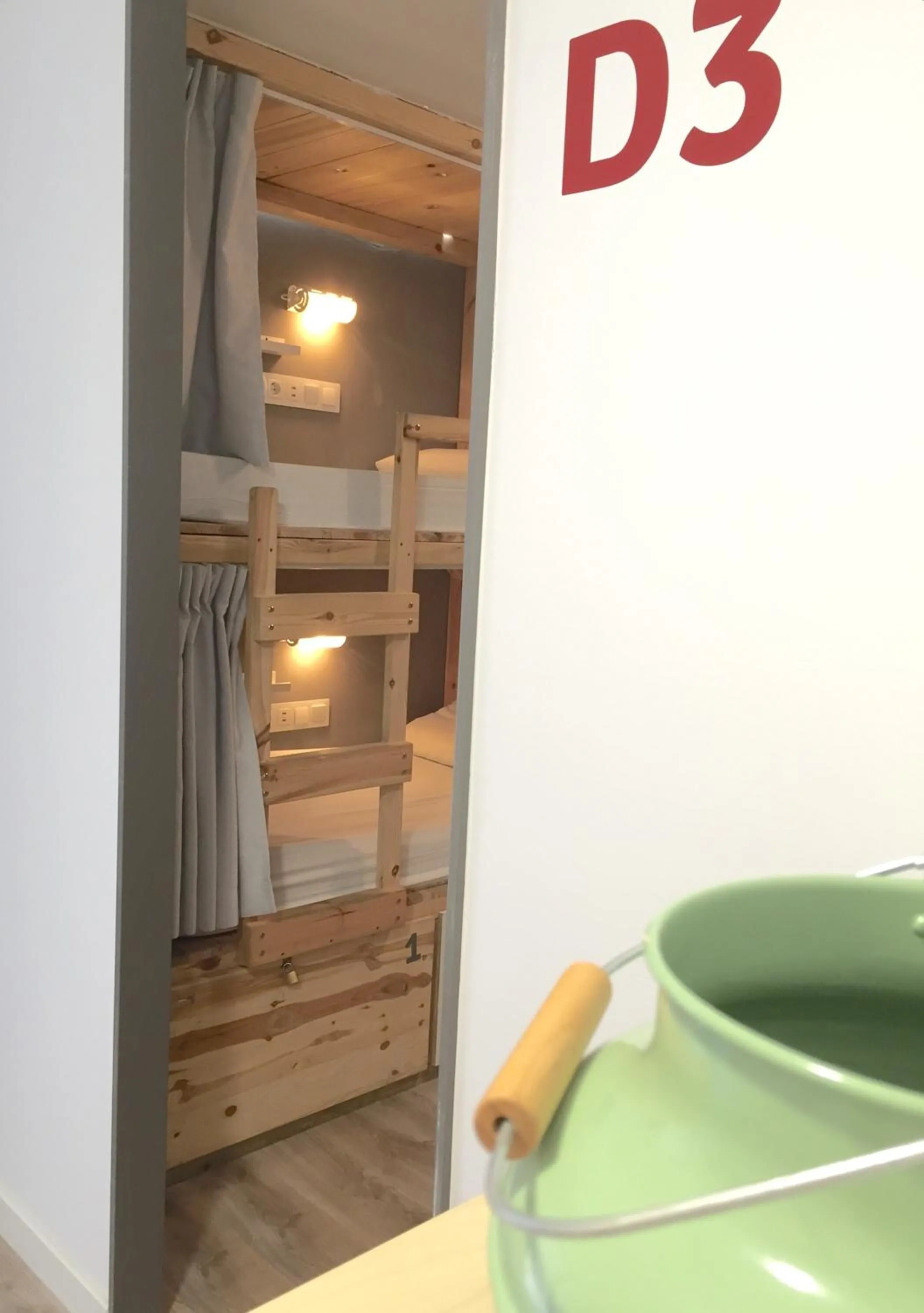 Decorative detail, Bed in Ant Hostel Barcelona